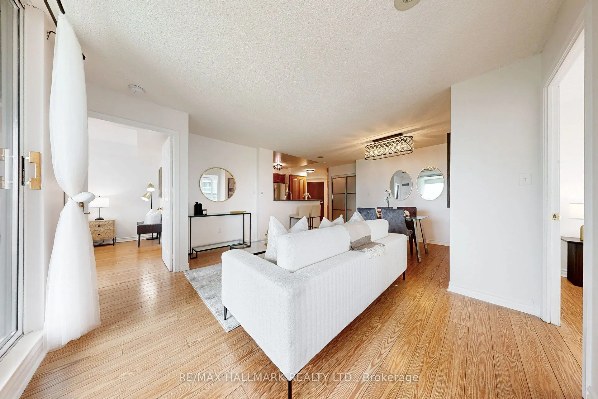 7 Lorraine Drive, #1211
