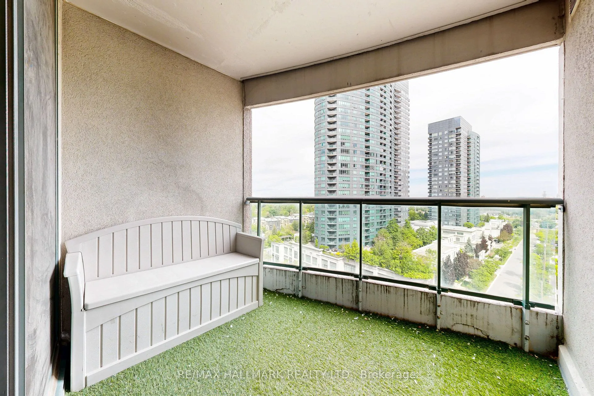7 Lorraine Drive, #1211