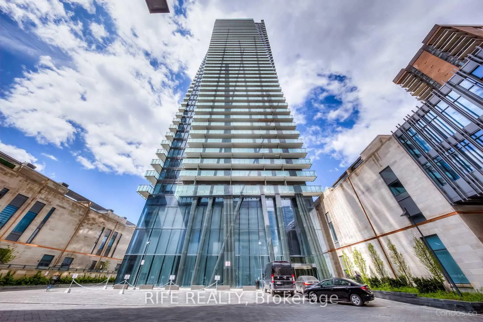 1080 Bay Street, #3405