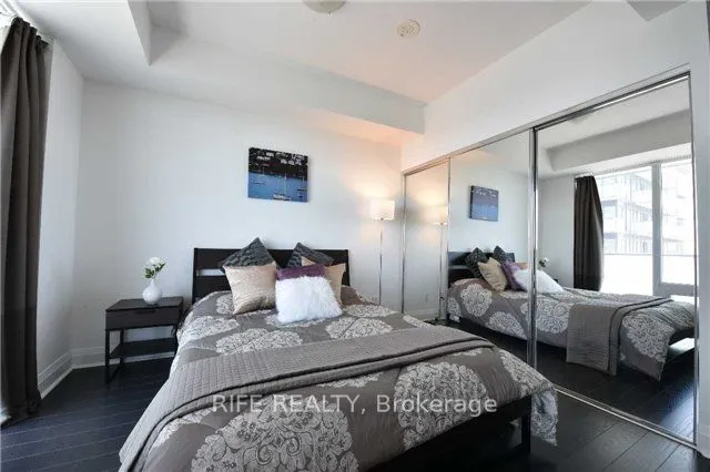 1080 Bay Street, #3405