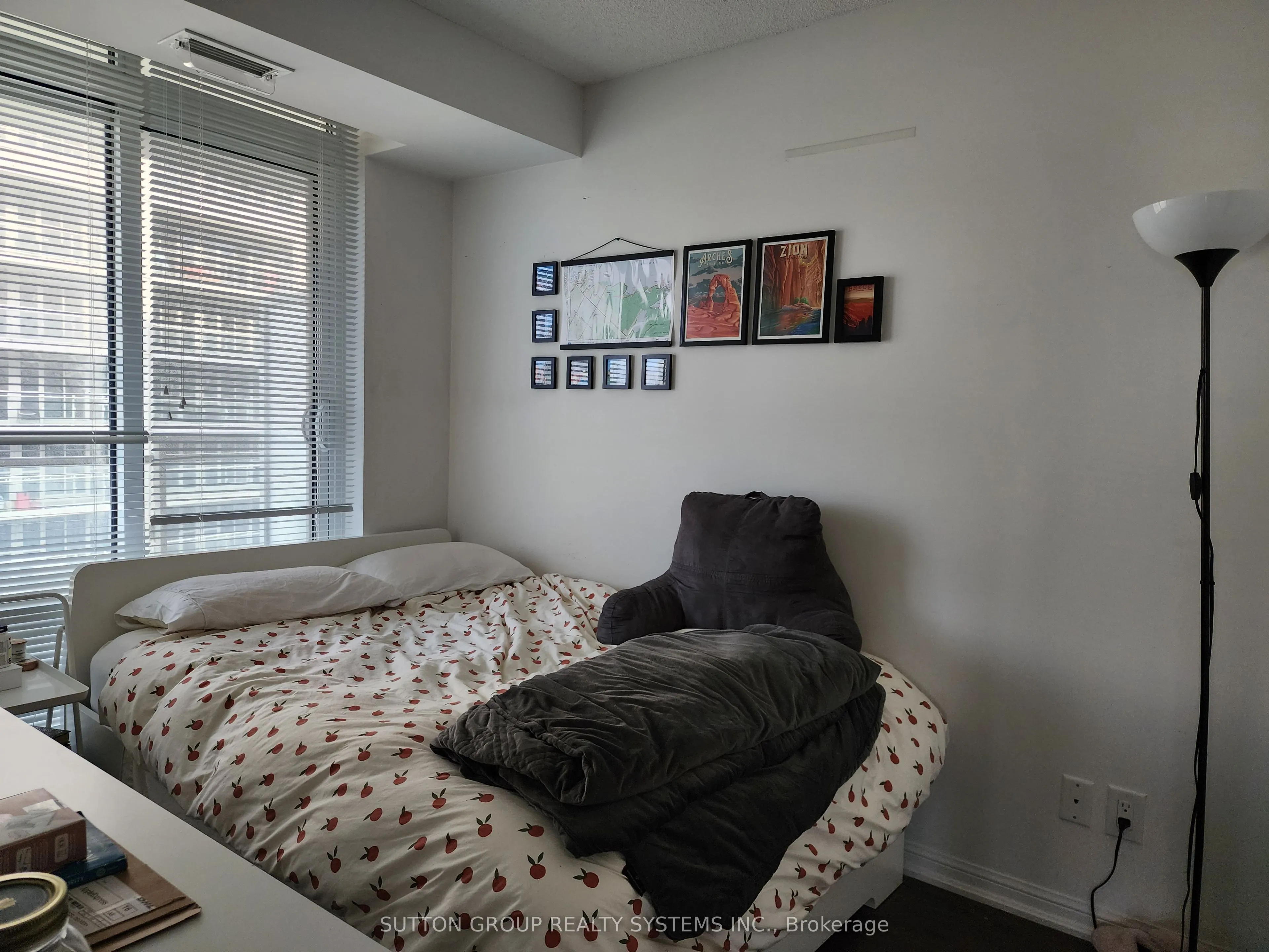 35 Bastion Street, #1719
