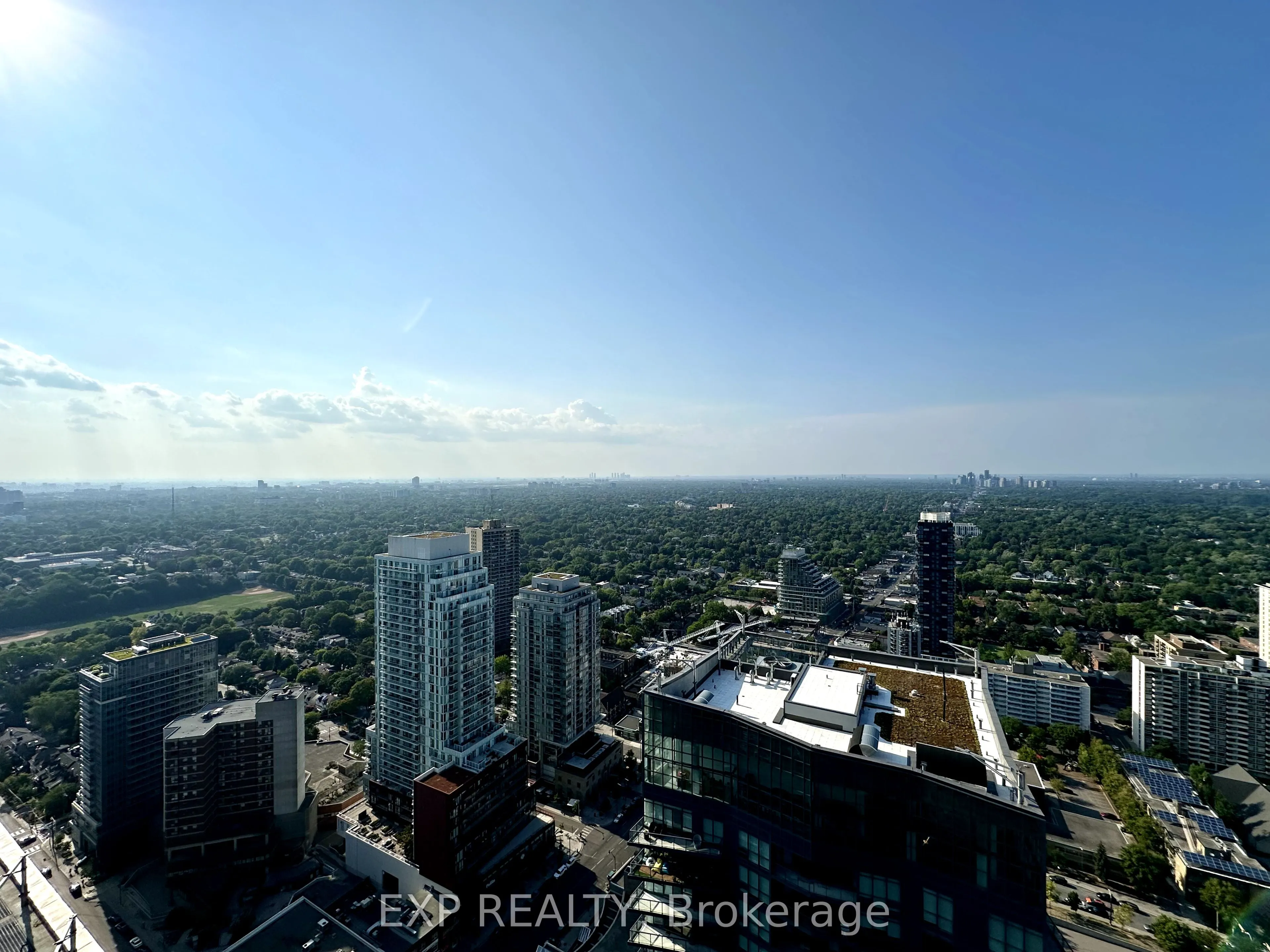 39 Roehampton Avenue, #4208