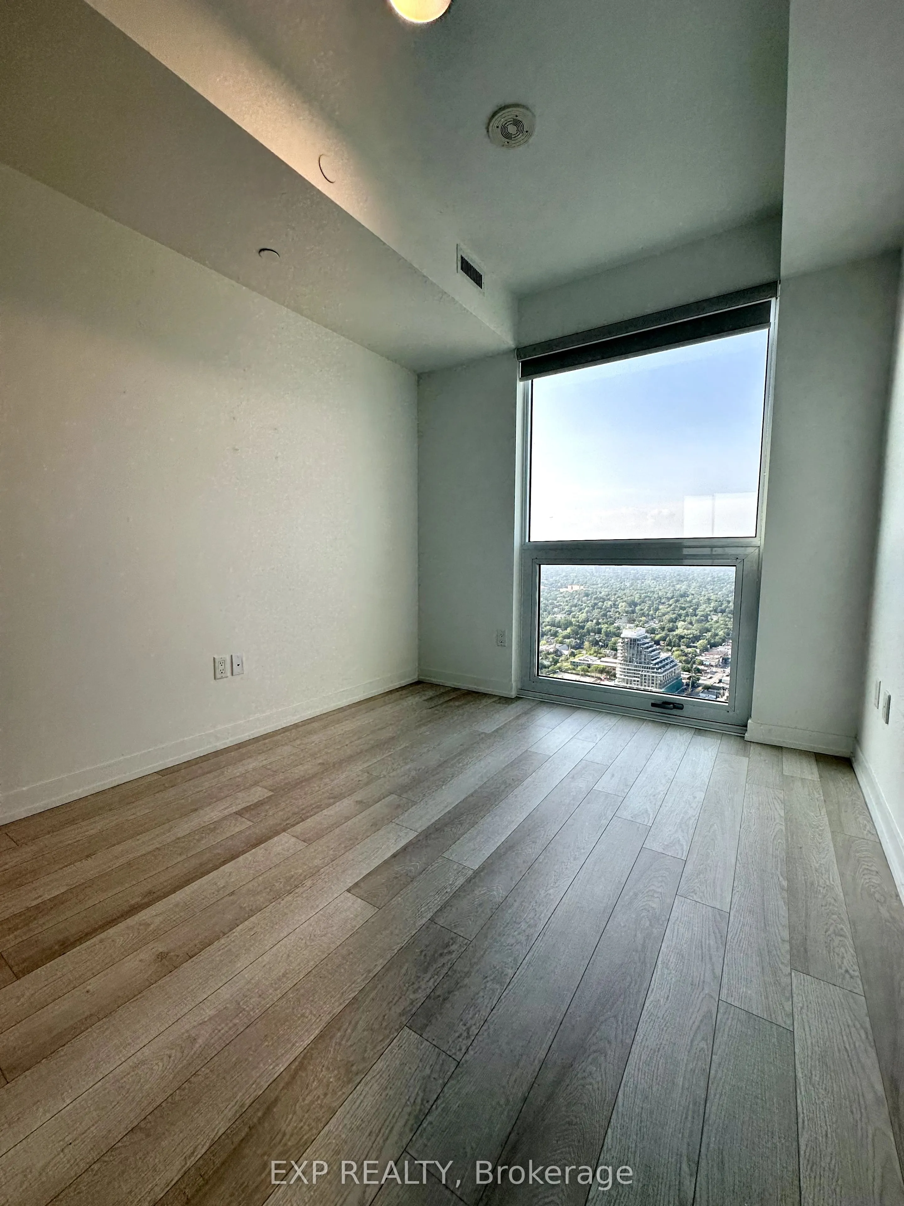 39 Roehampton Avenue, #4208