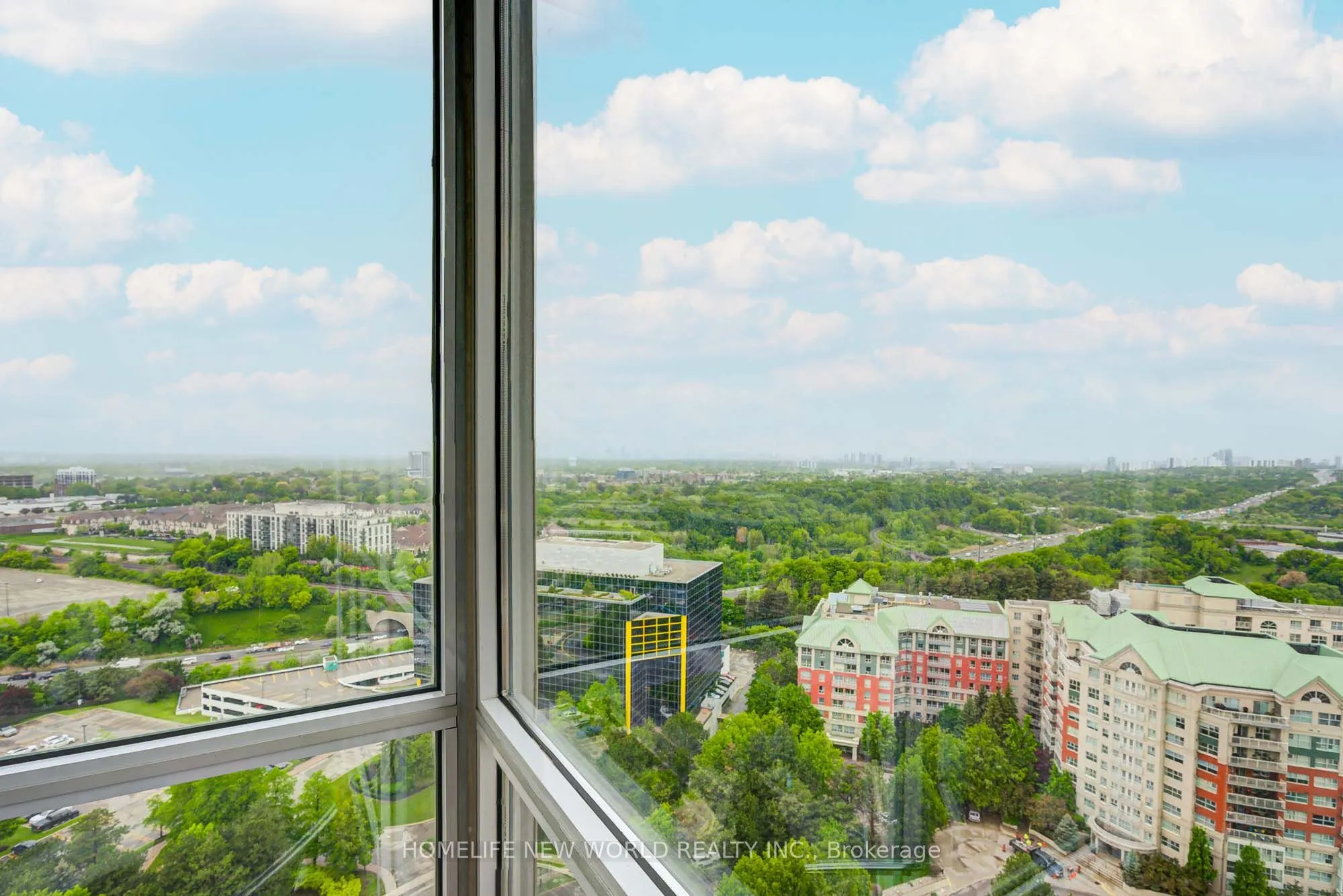 5 Concorde Place, #2306