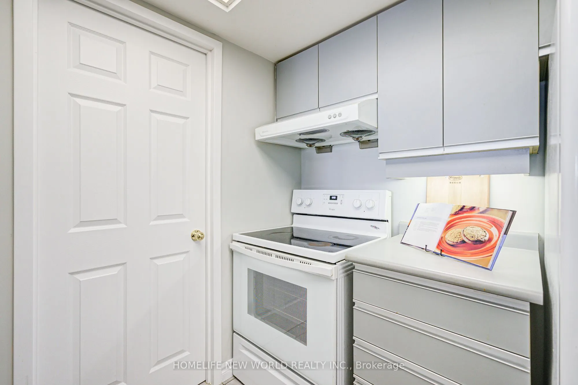 5 Concorde Place, #2306