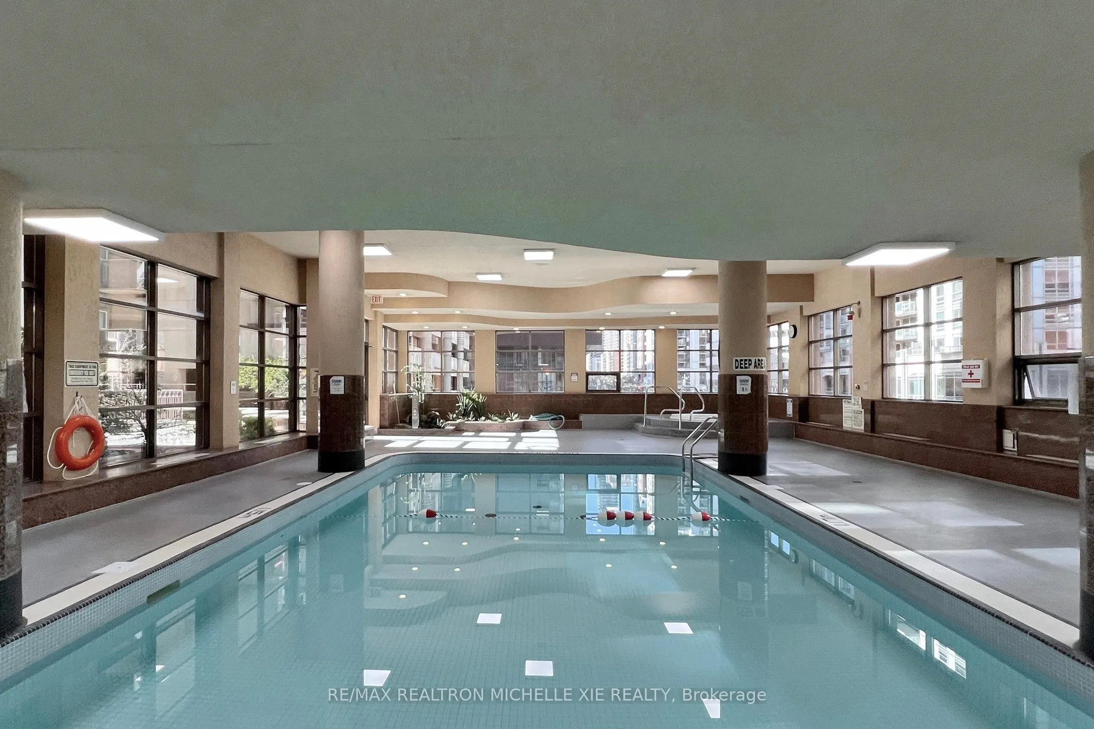 736 Bay Street, #1009