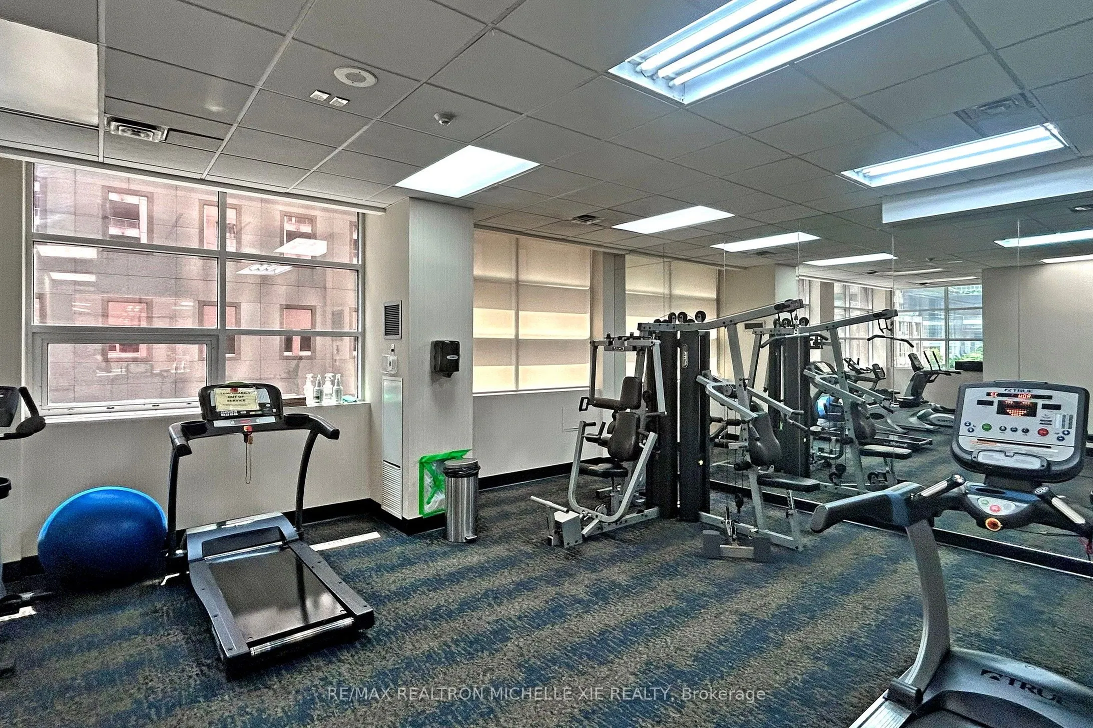 736 Bay Street, #1009