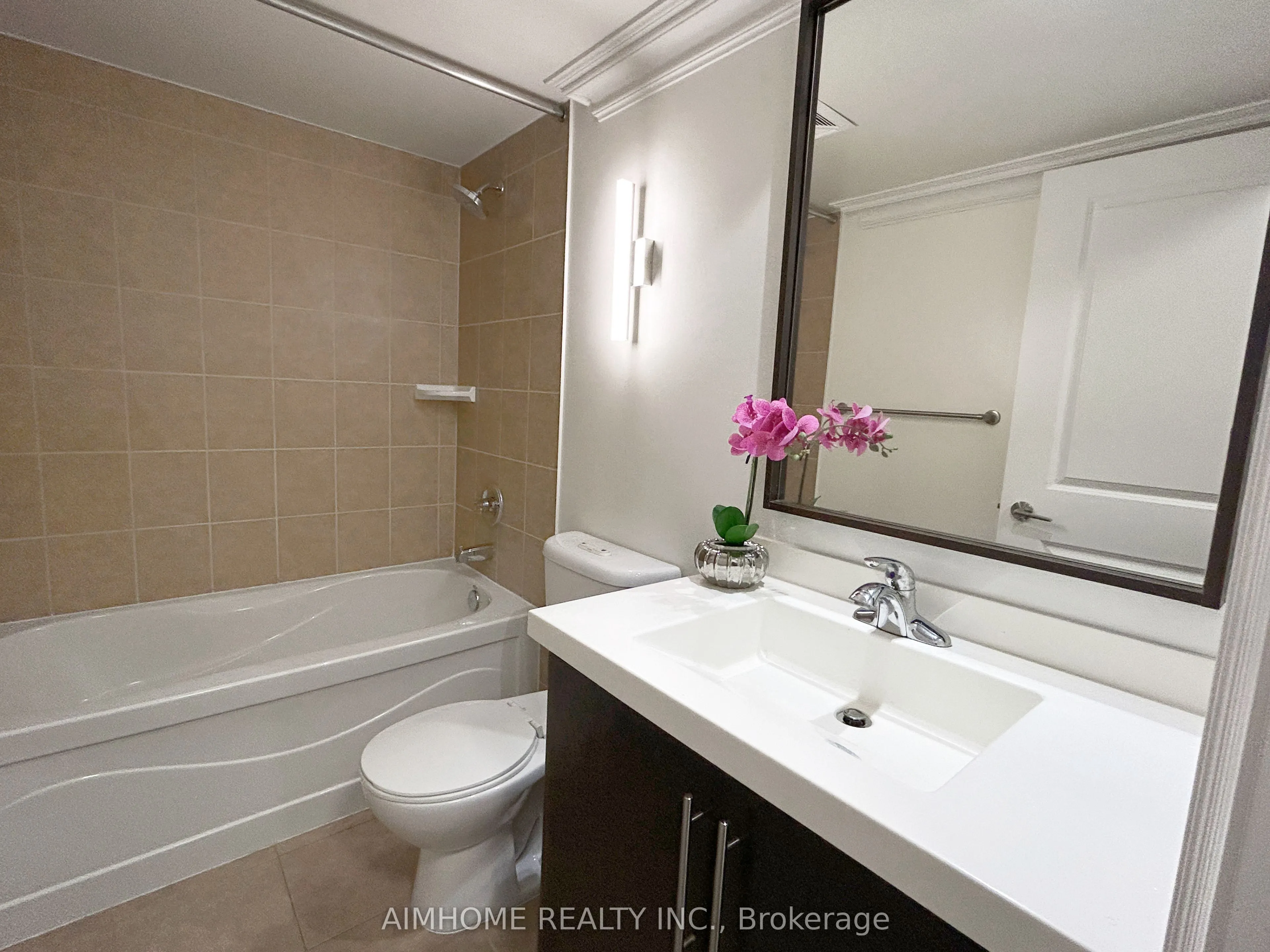 500 Doris Avenue, #722