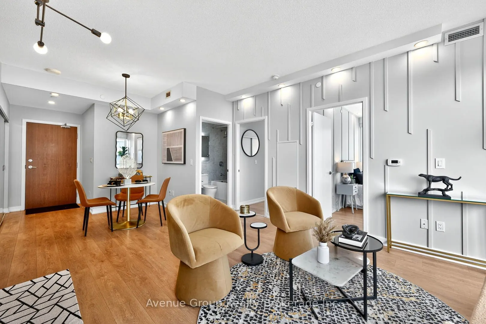 115 Mcmahon Drive, #2805