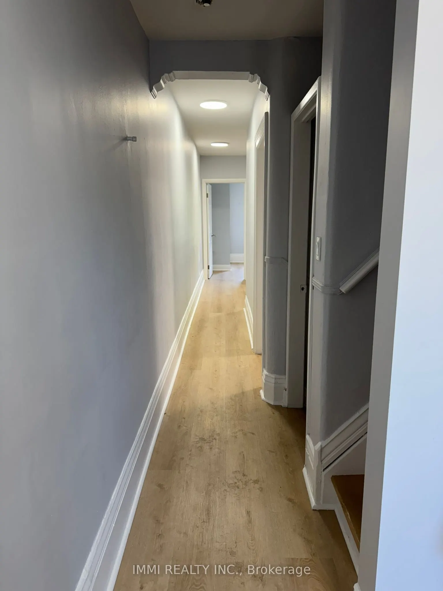618 Bathurst Street, #201