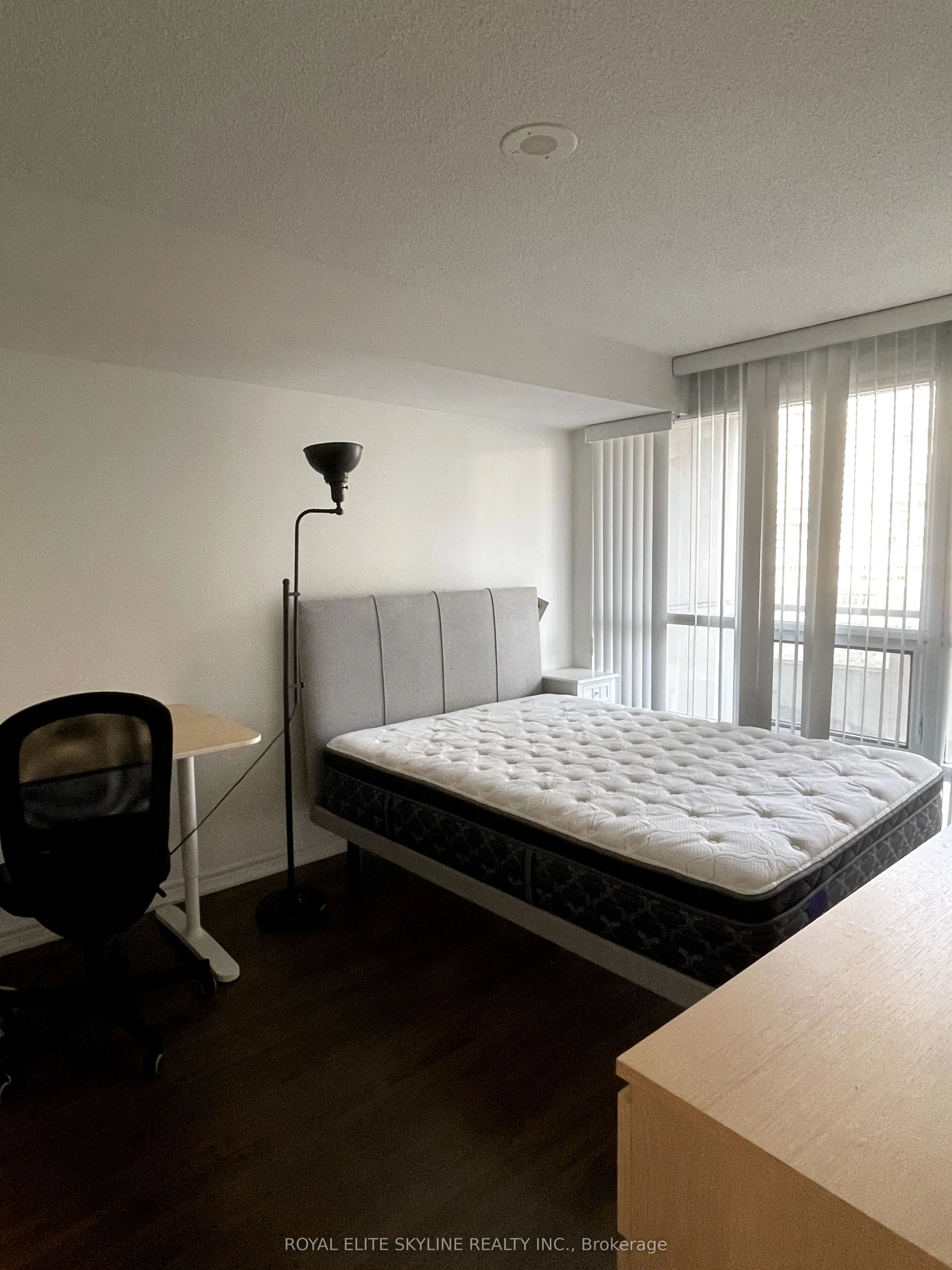 761 Bay Street, #403