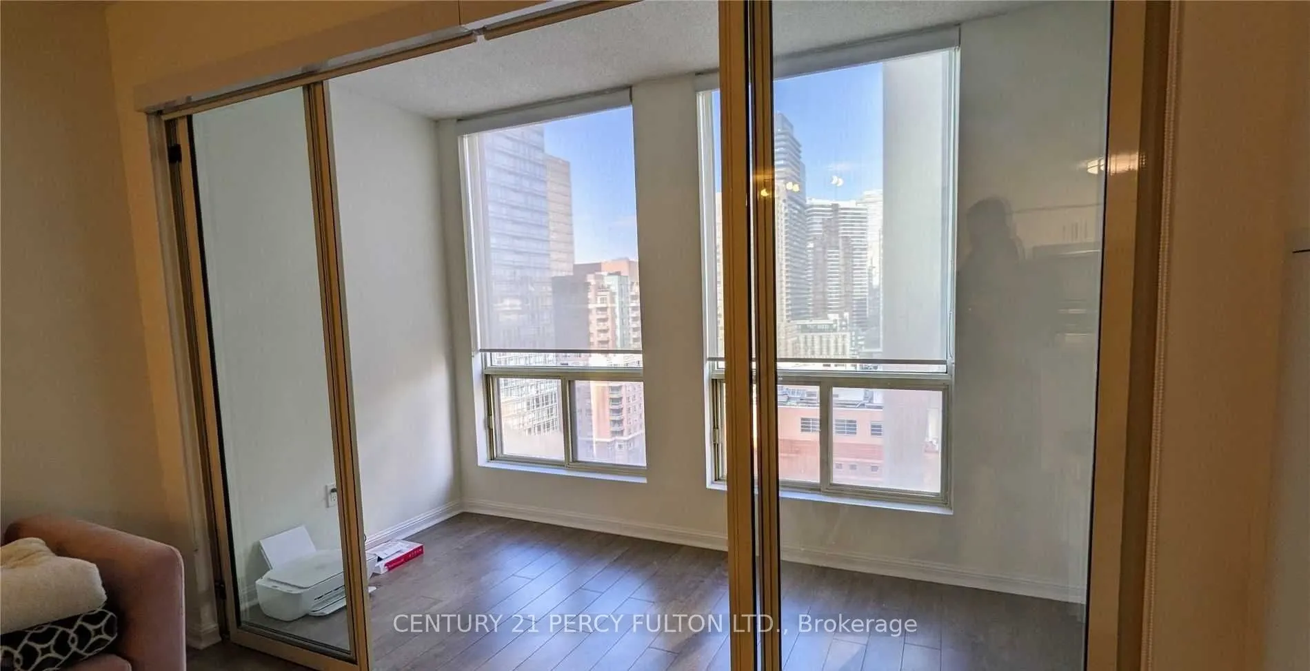 25 Grenville Street, #1506