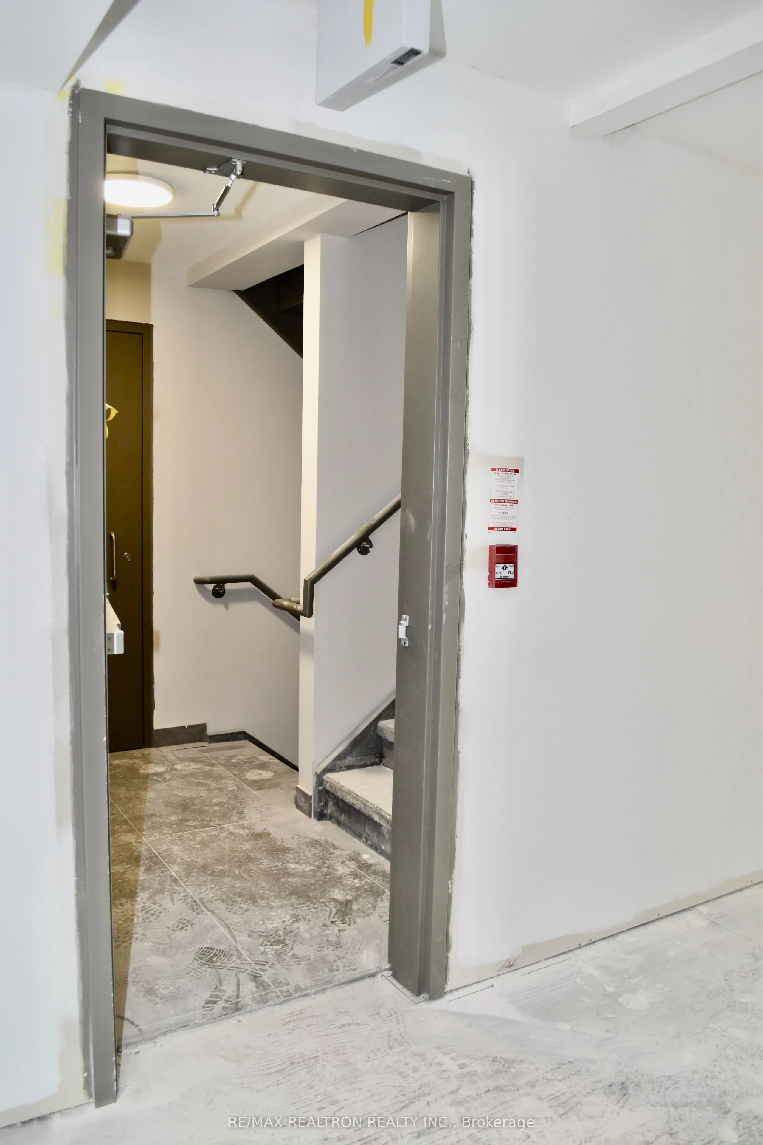 3429 Yonge Street, #3