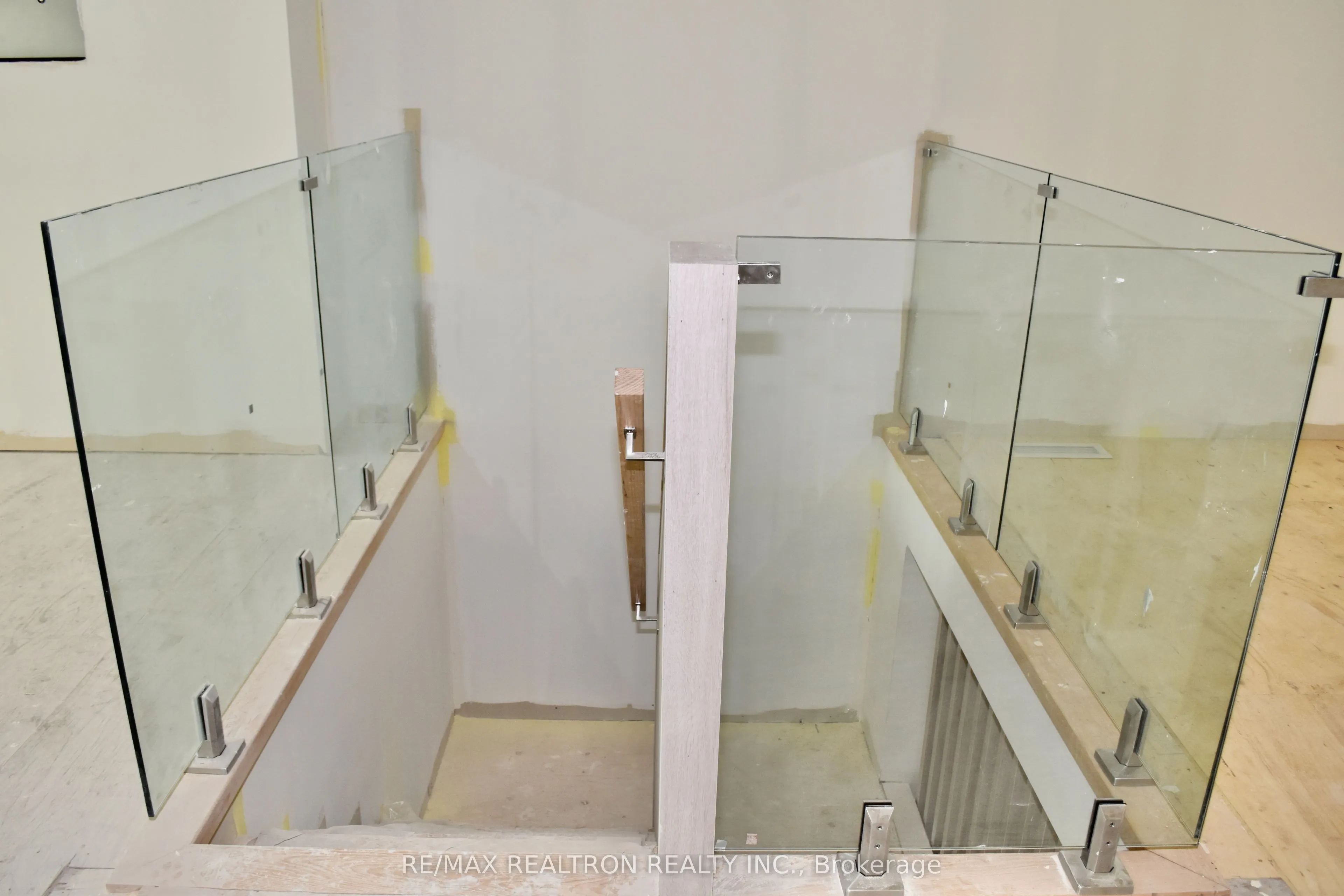 3429 Yonge Street, #3