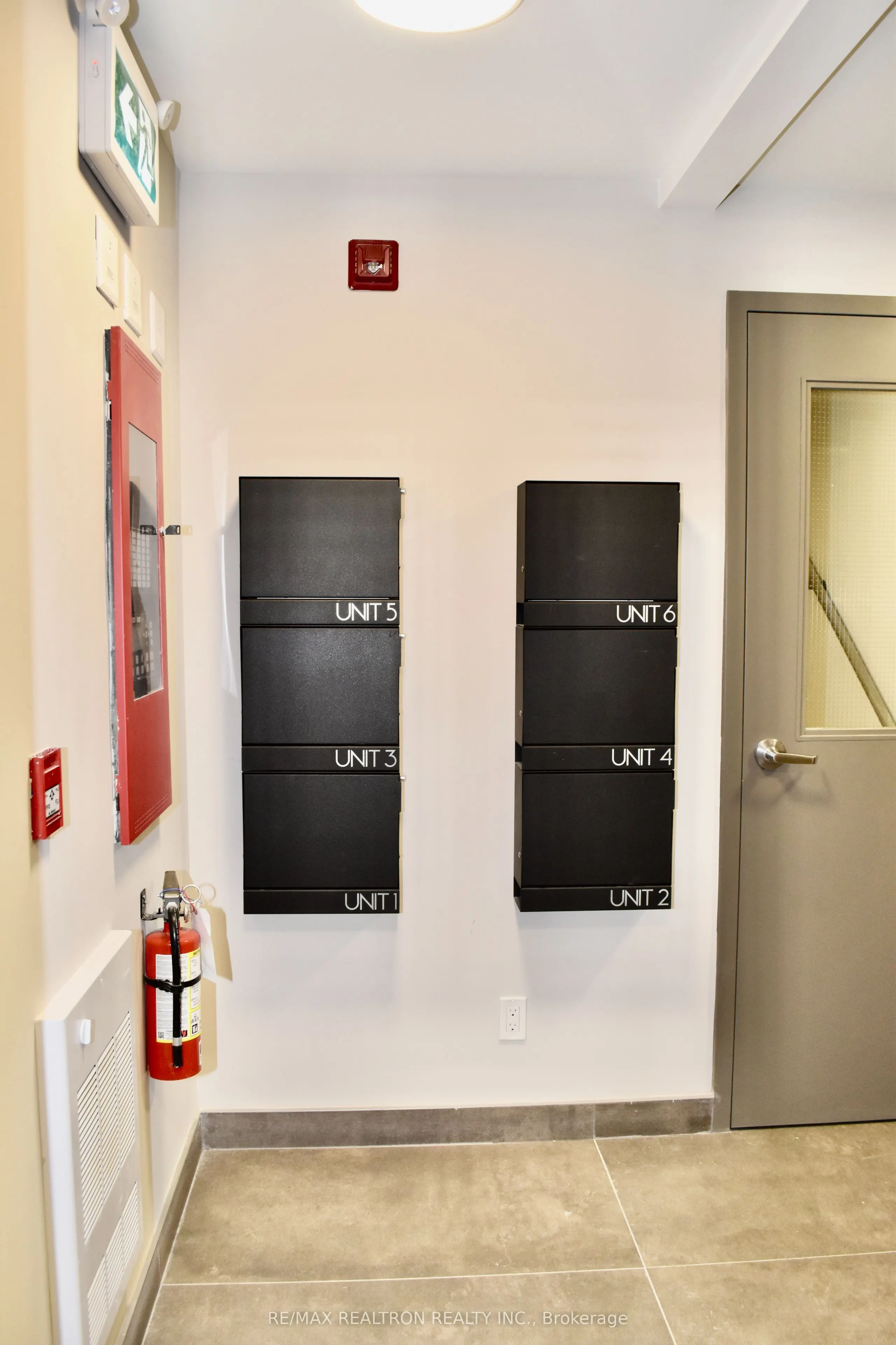 3429 Yonge Street, #4