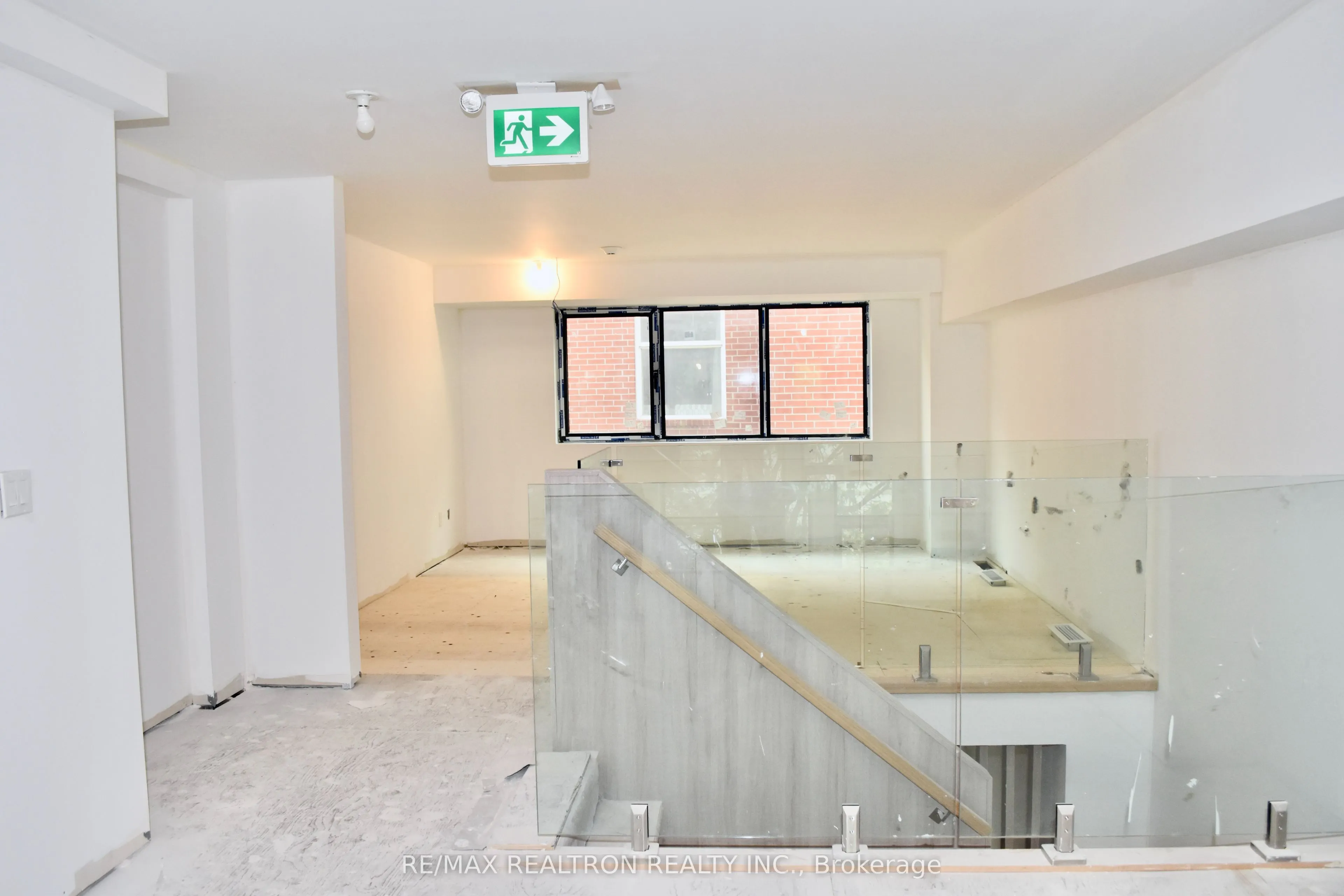 3429 Yonge Street, #4