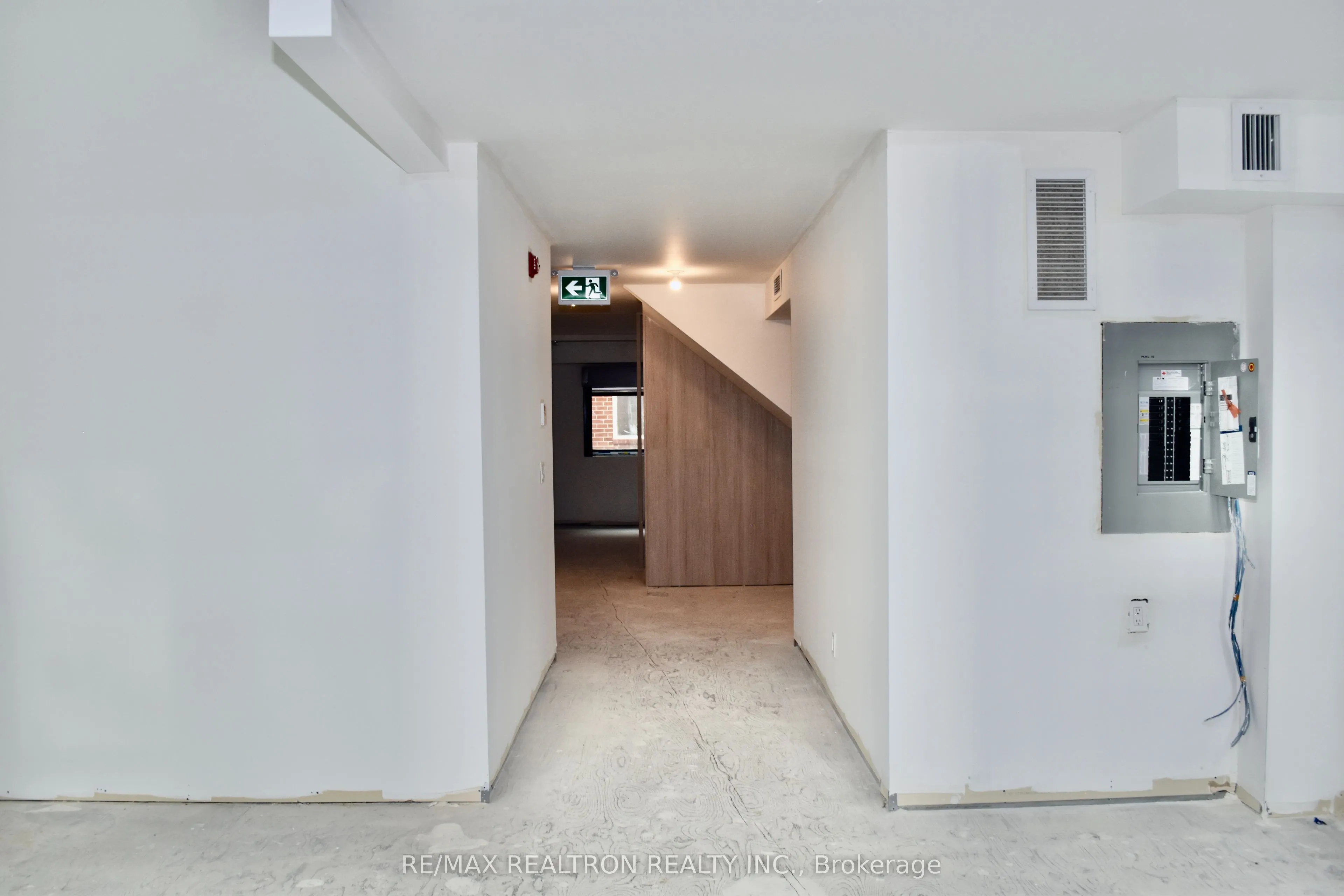 3429 Yonge Street, #4