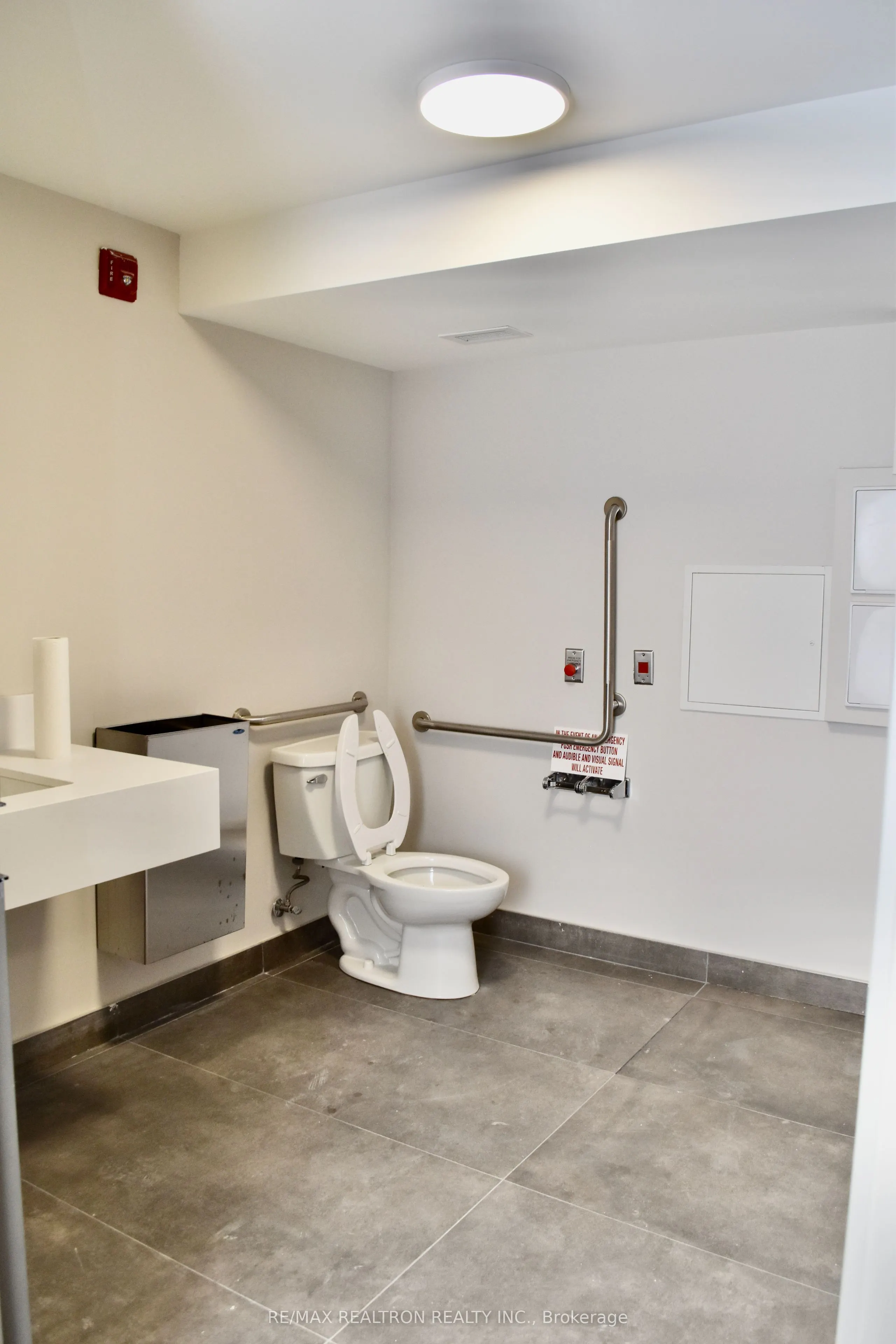 3429 Yonge Street, #4