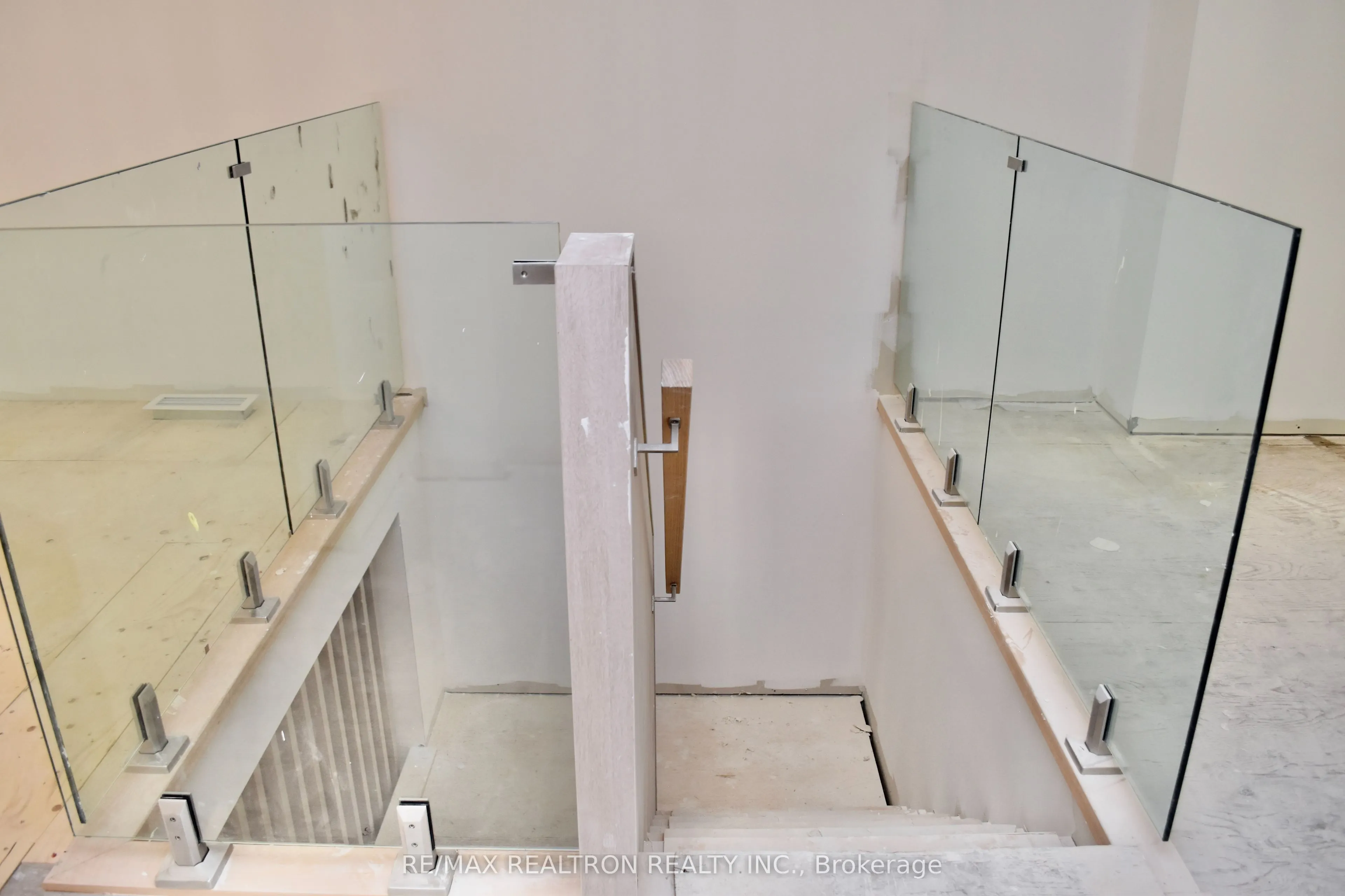 3429 Yonge Street, #4