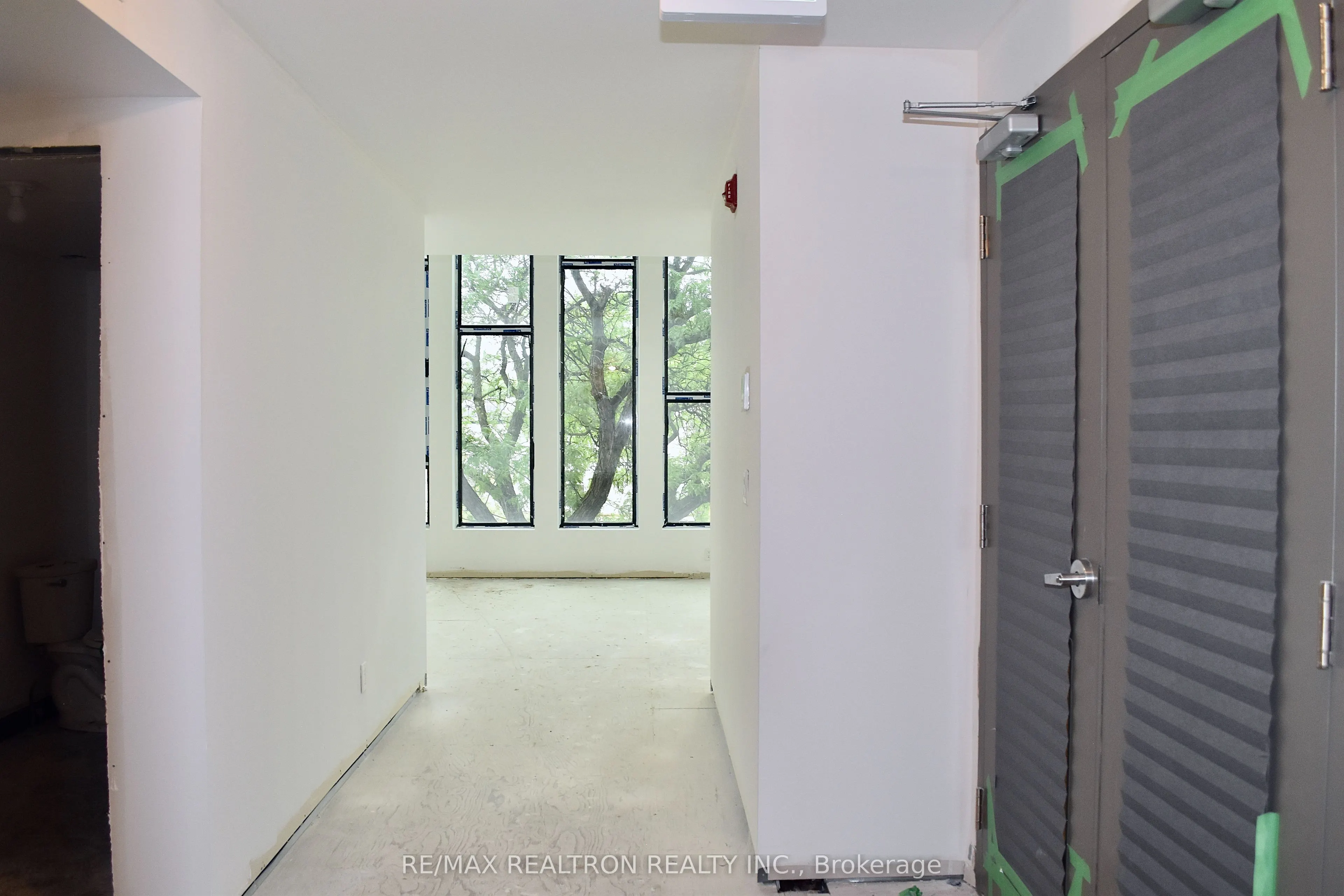 3429 Yonge Street, #4