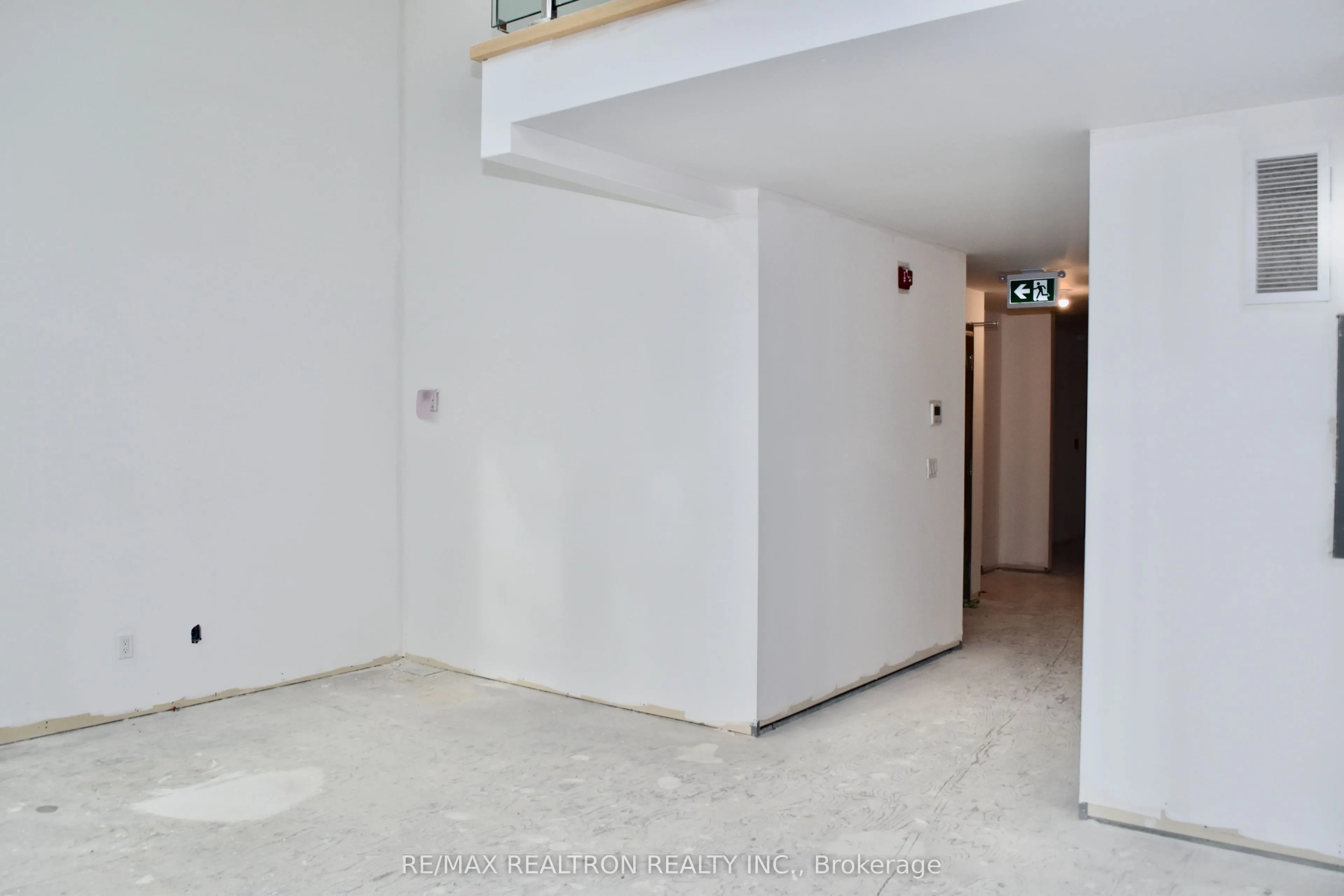 3429 Yonge Street, #4