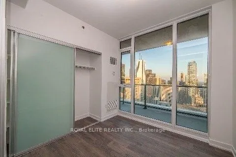 426 University Avenue, #4008