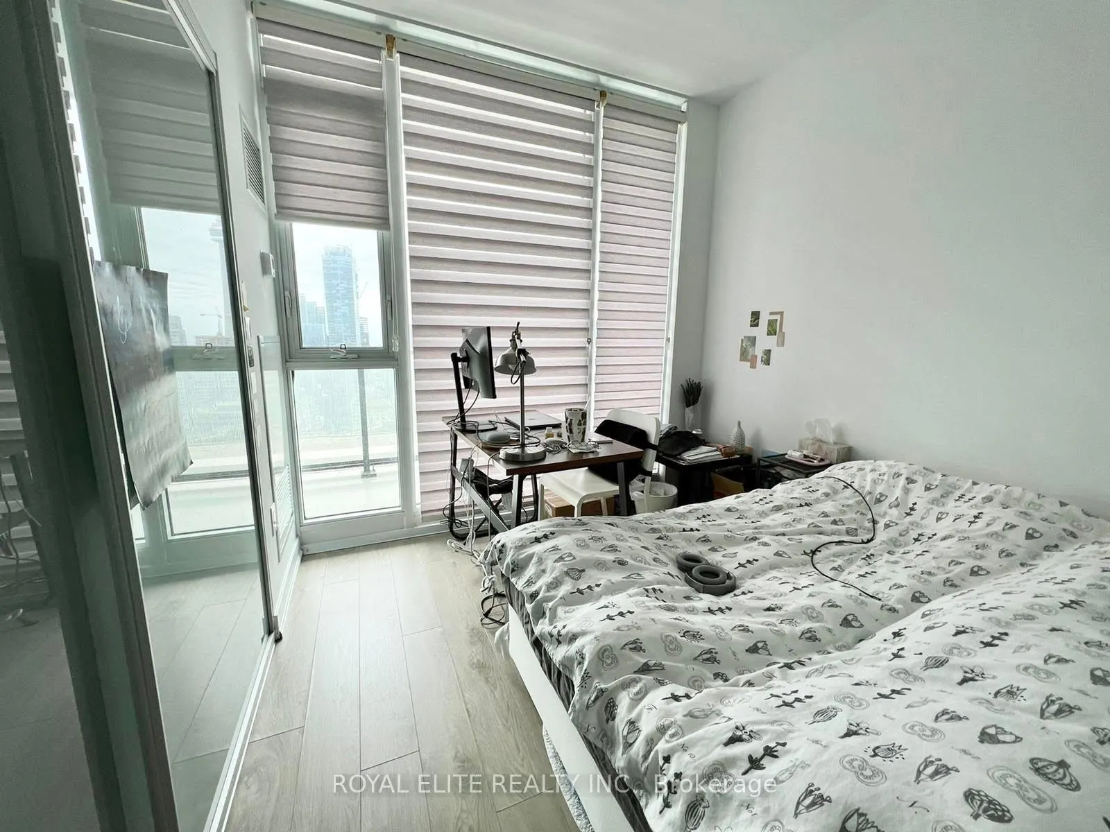 426 University Avenue, #4008