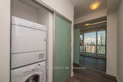 426 University Avenue, #4008