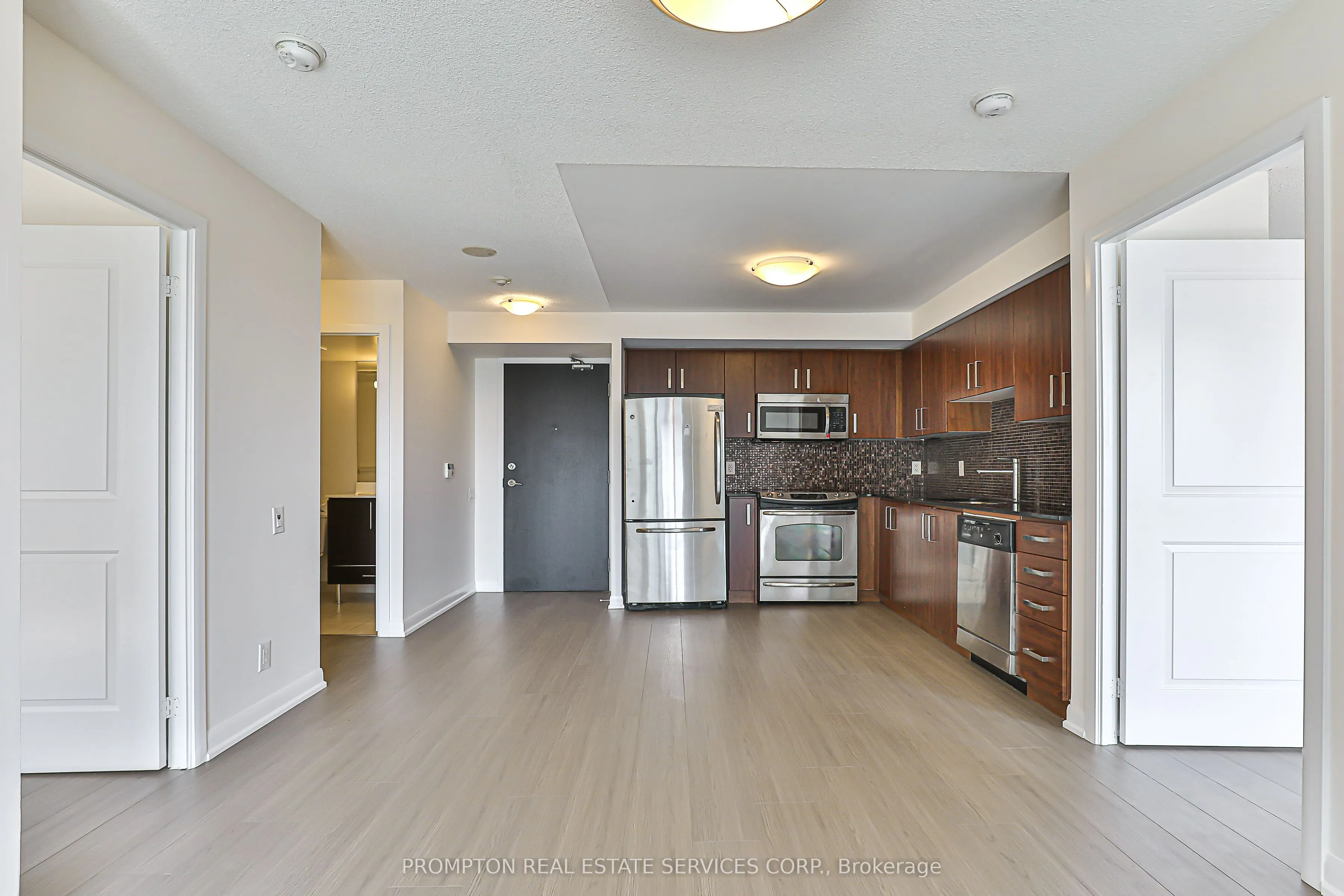 17 Anndale Drive, #2302