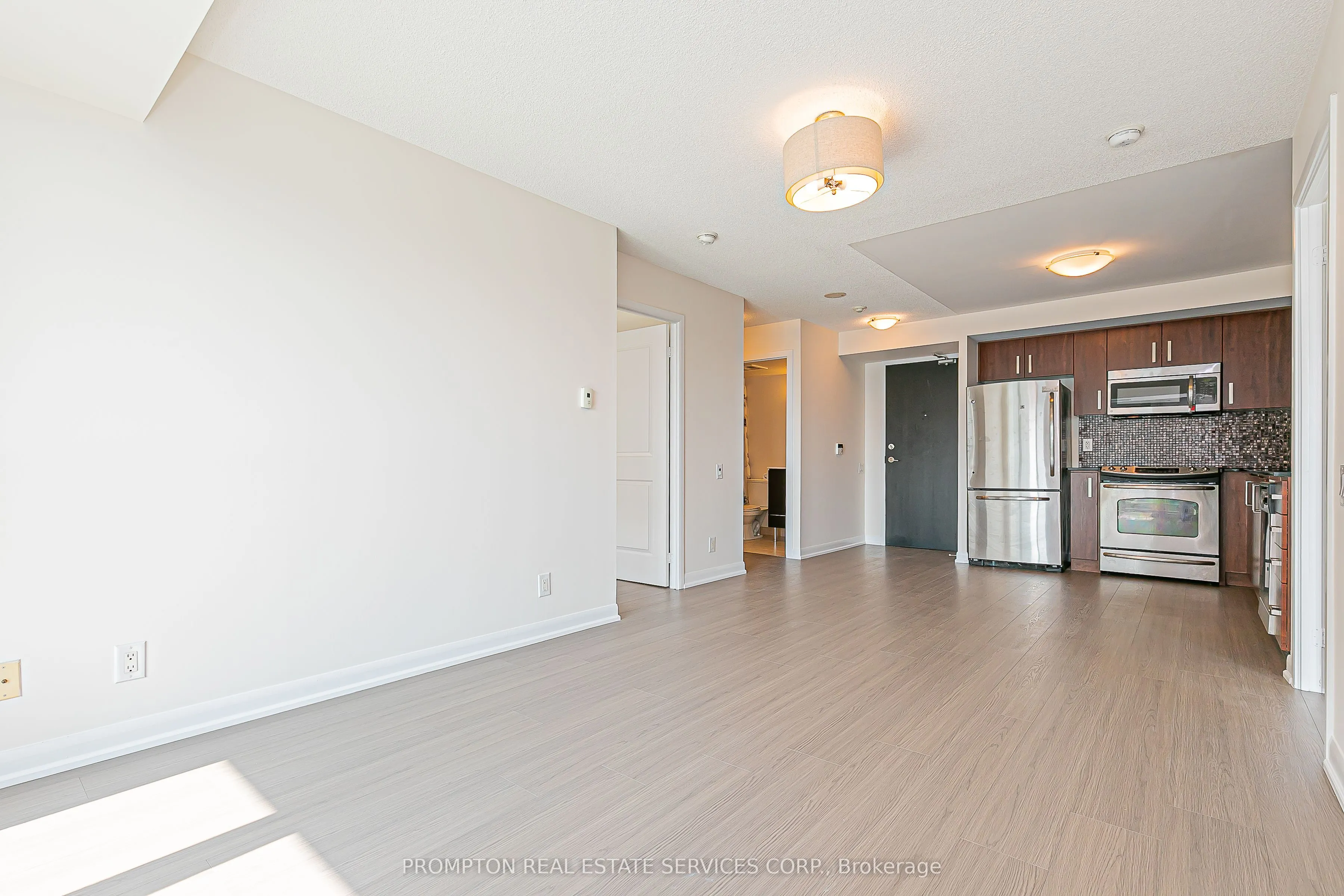 17 Anndale Drive, #2302