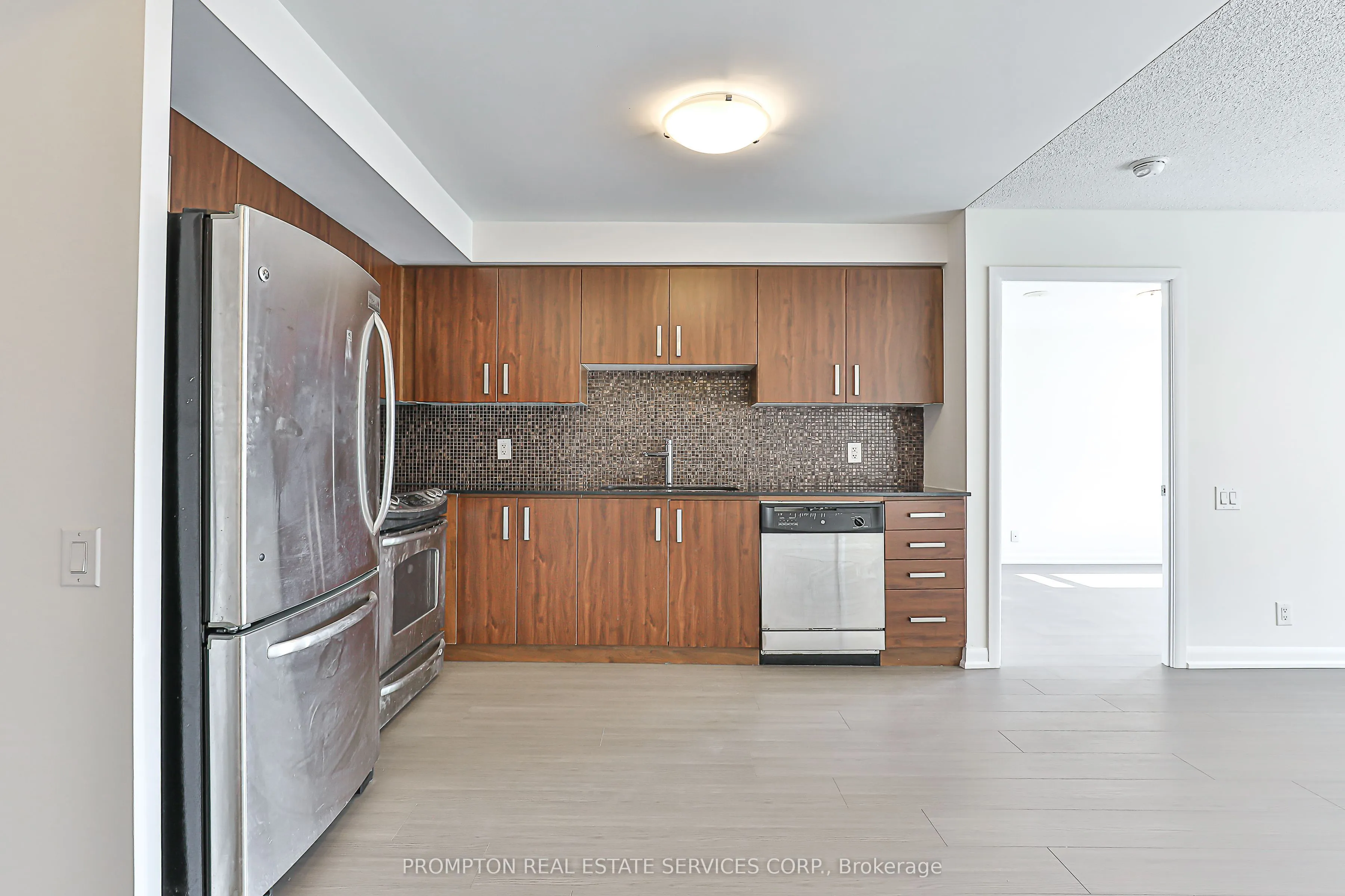 17 Anndale Drive, #2302