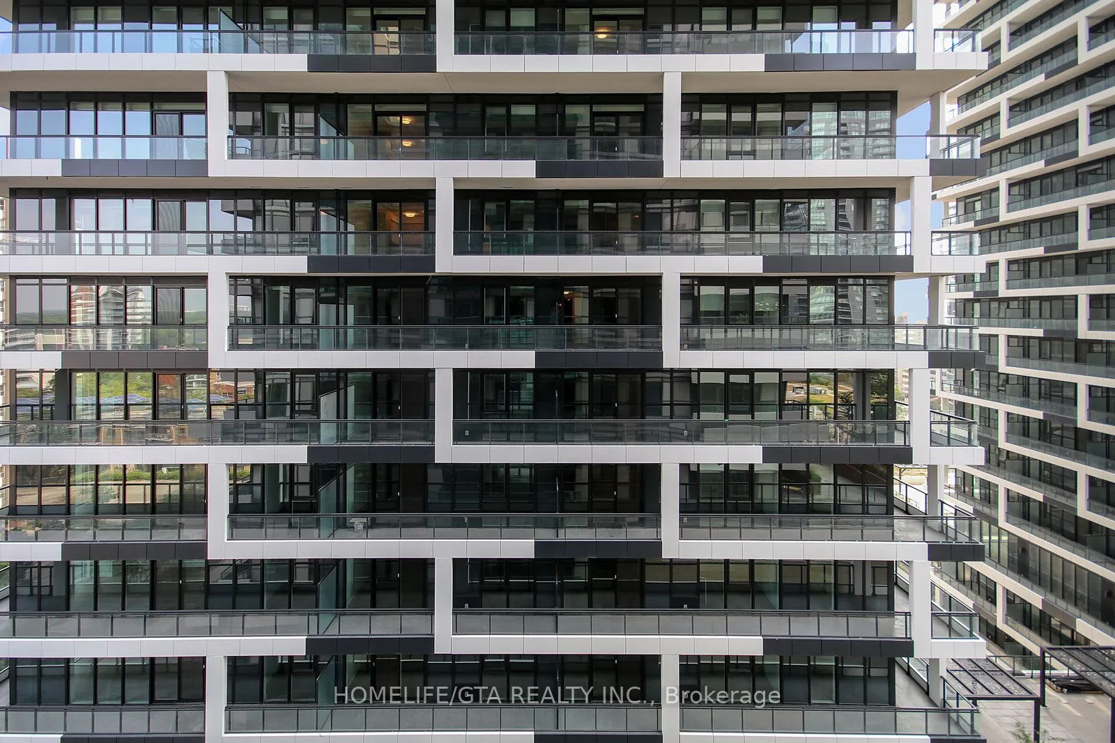25 Broadway Avenue, #1006