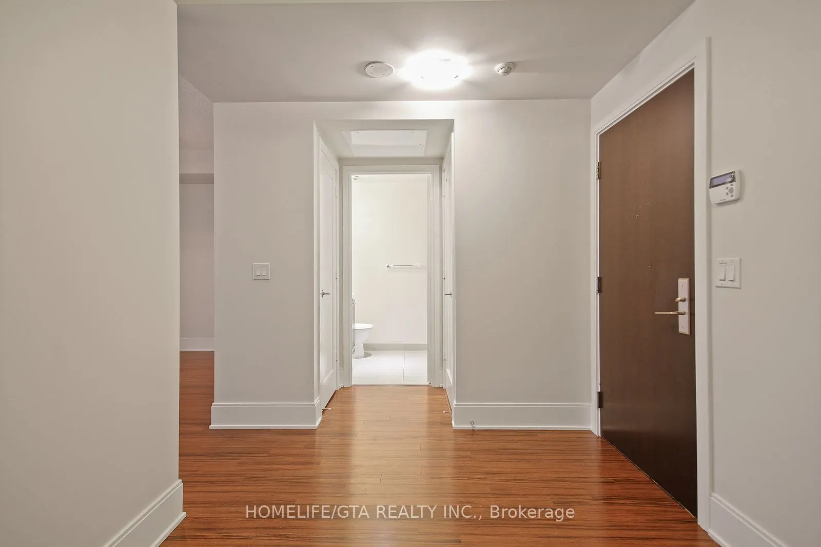 25 Broadway Avenue, #1006