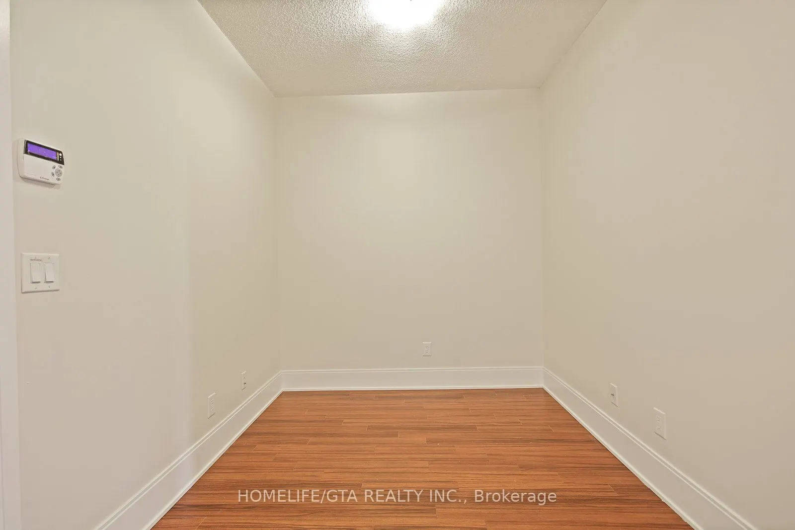 25 Broadway Avenue, #1006