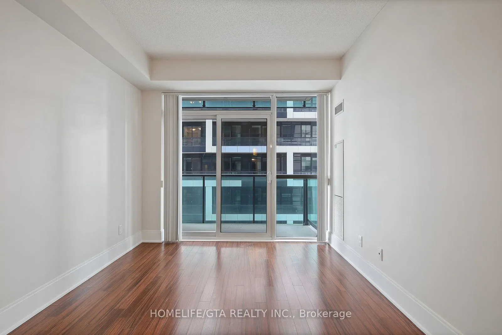 25 Broadway Avenue, #1006