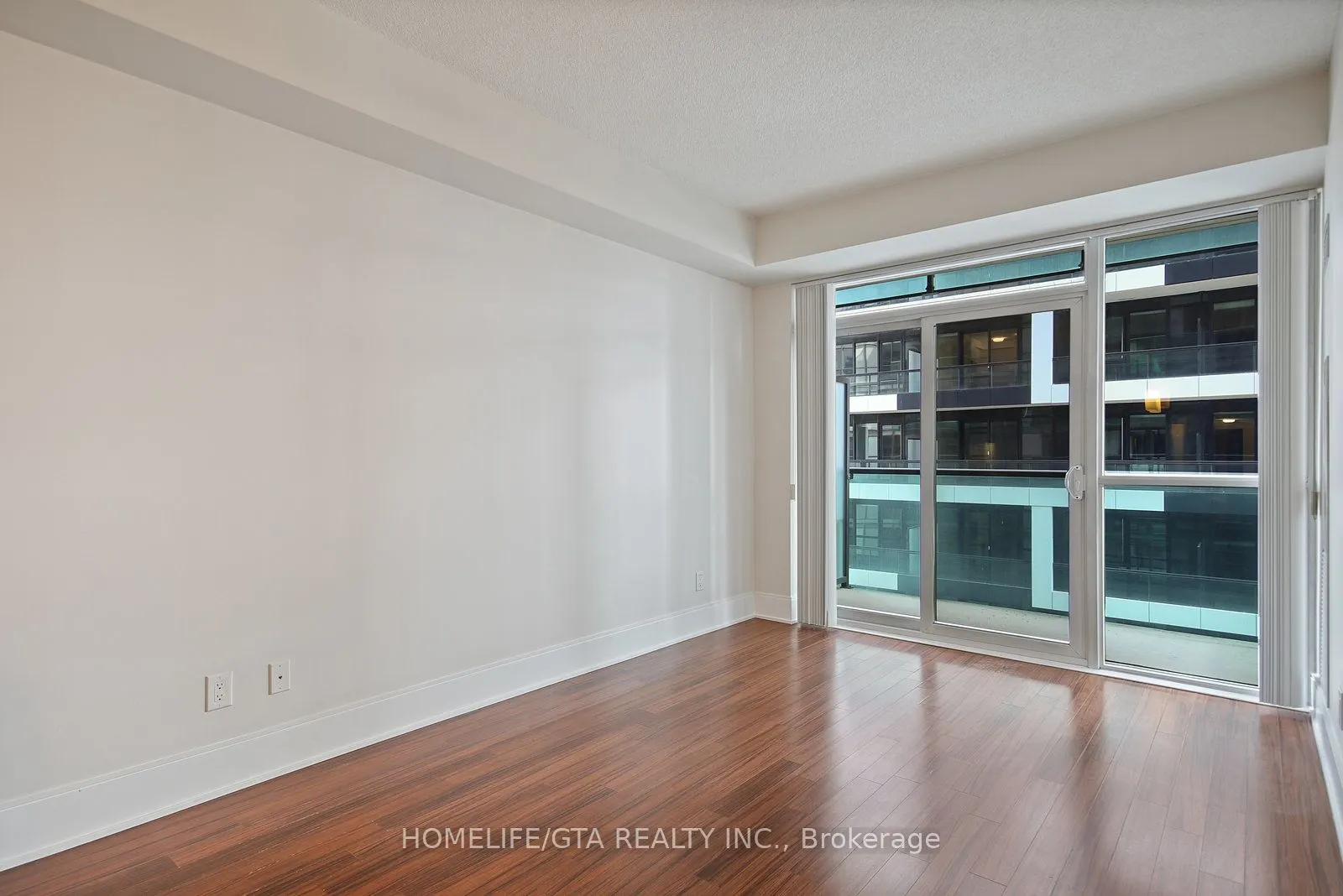 25 Broadway Avenue, #1006