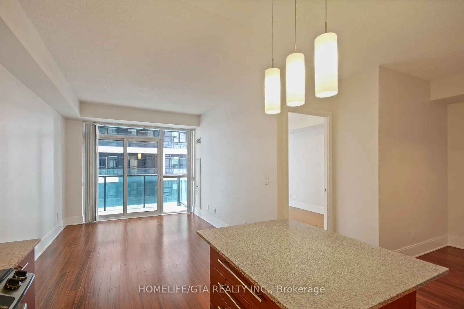 25 Broadway Avenue, #1006