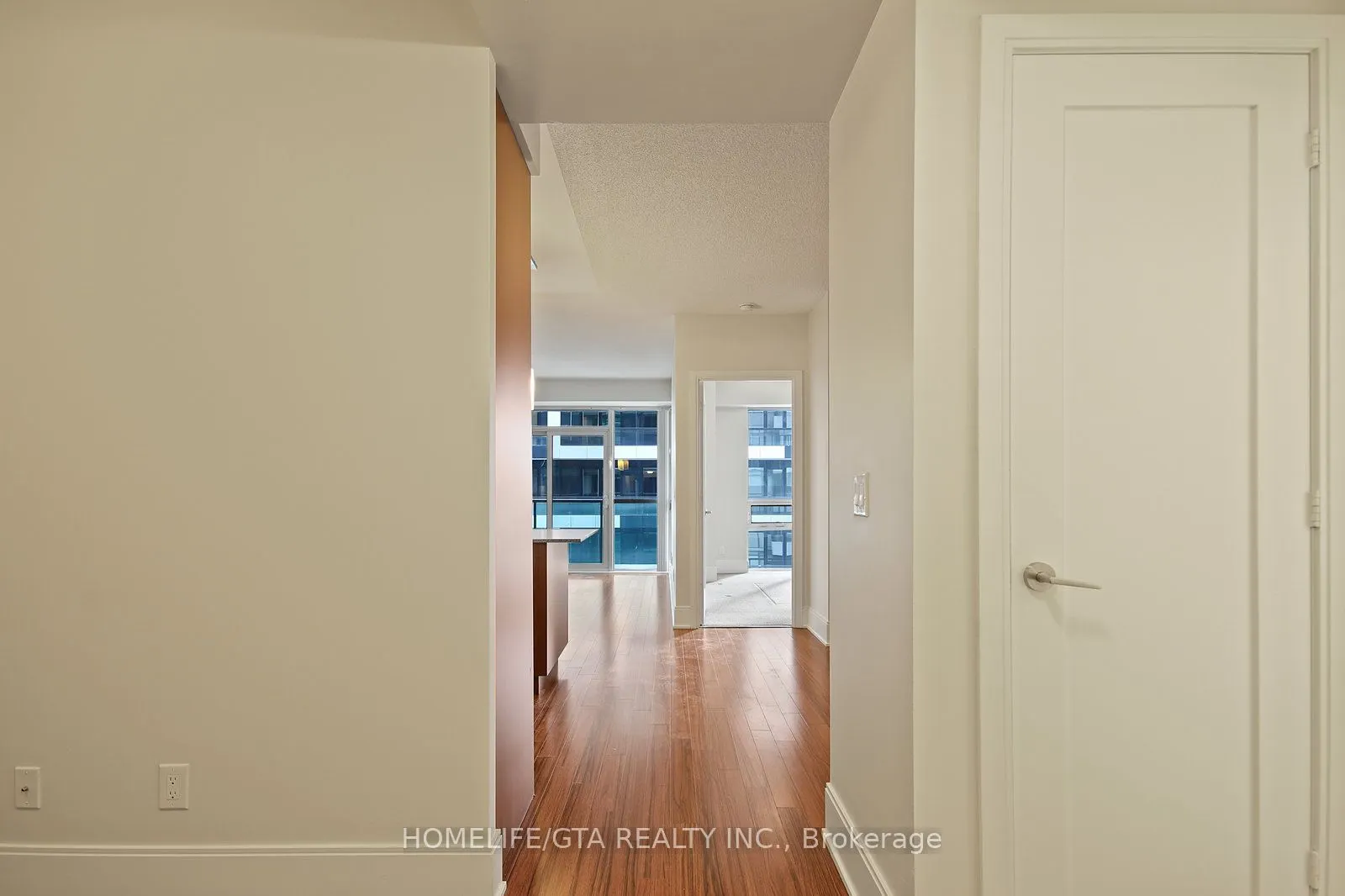 25 Broadway Avenue, #1006