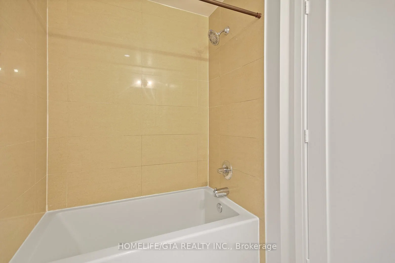 25 Broadway Avenue, #1006