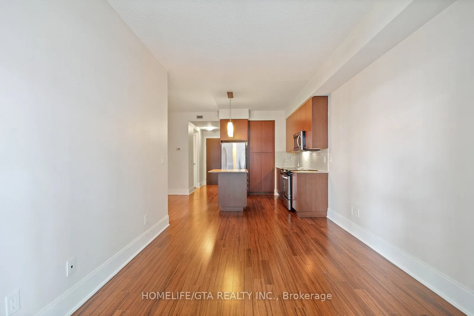 25 Broadway Avenue, #1006
