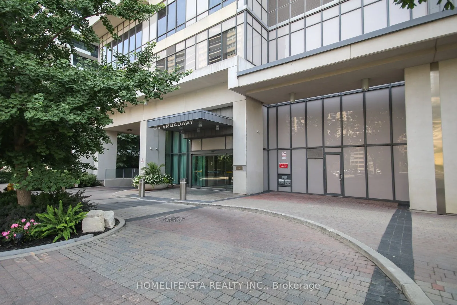 25 Broadway Avenue, #1006