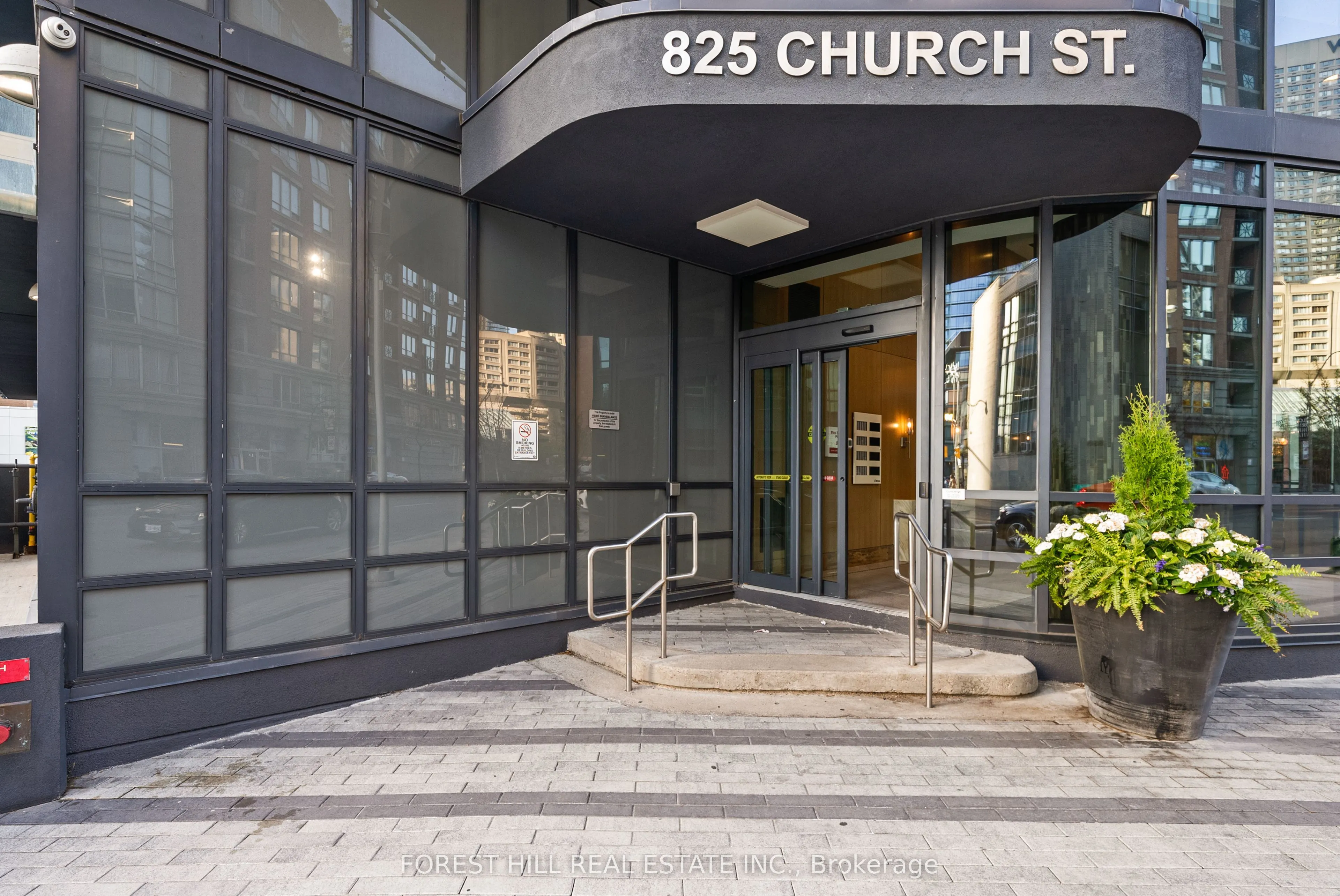 825 Church Street, #1106