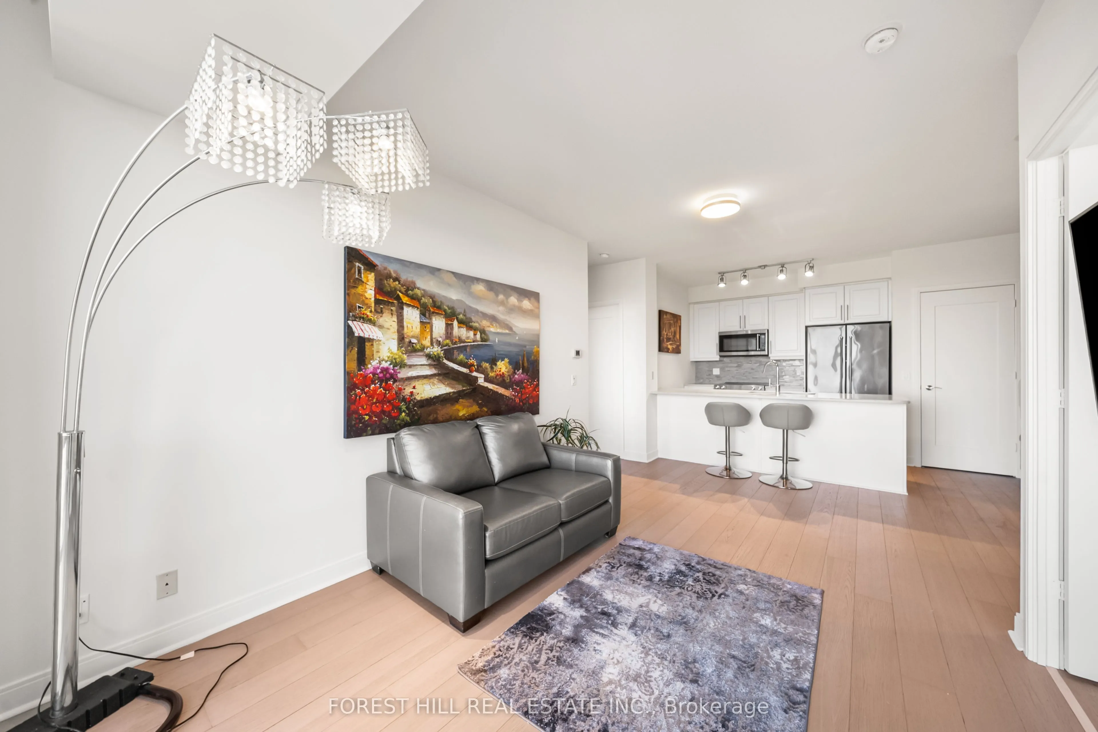 825 Church Street, #1106