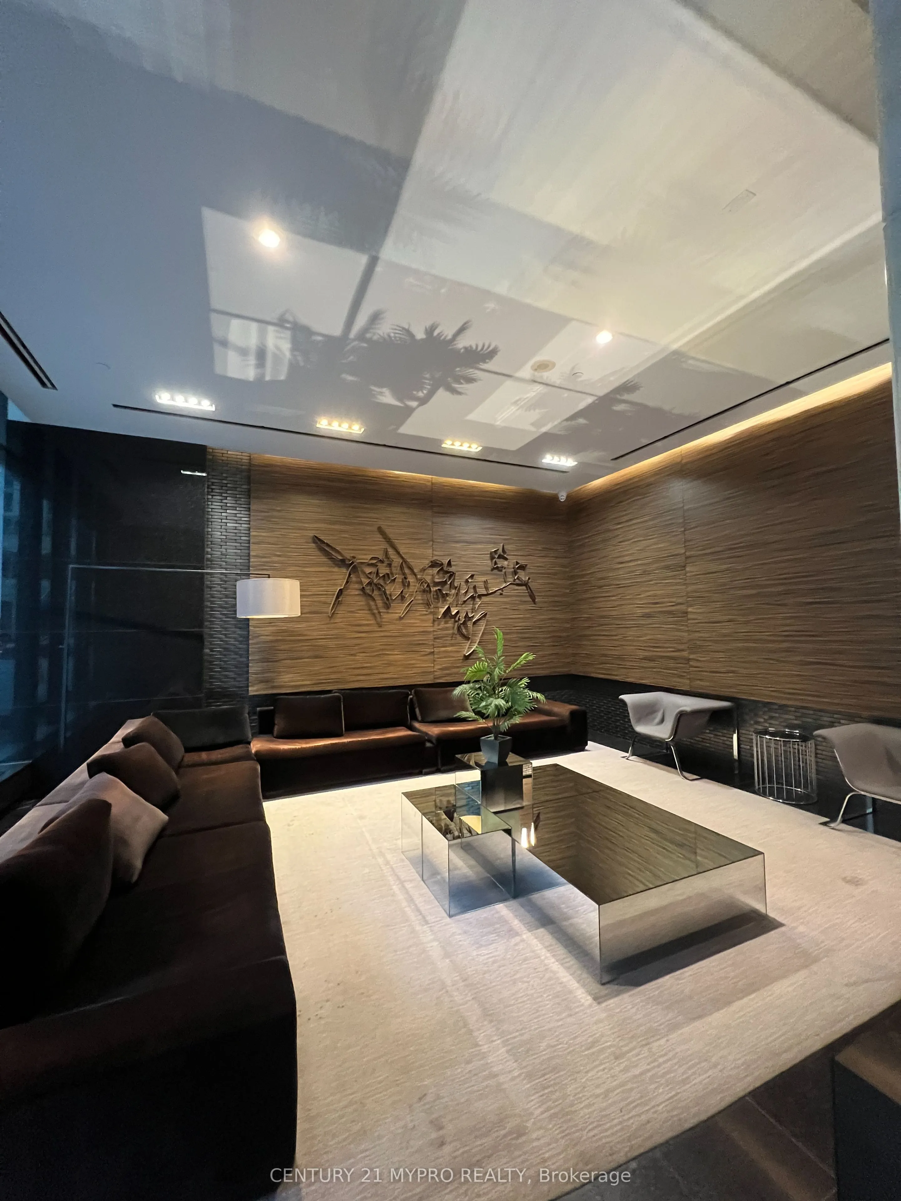 770 Bay Street, #2607