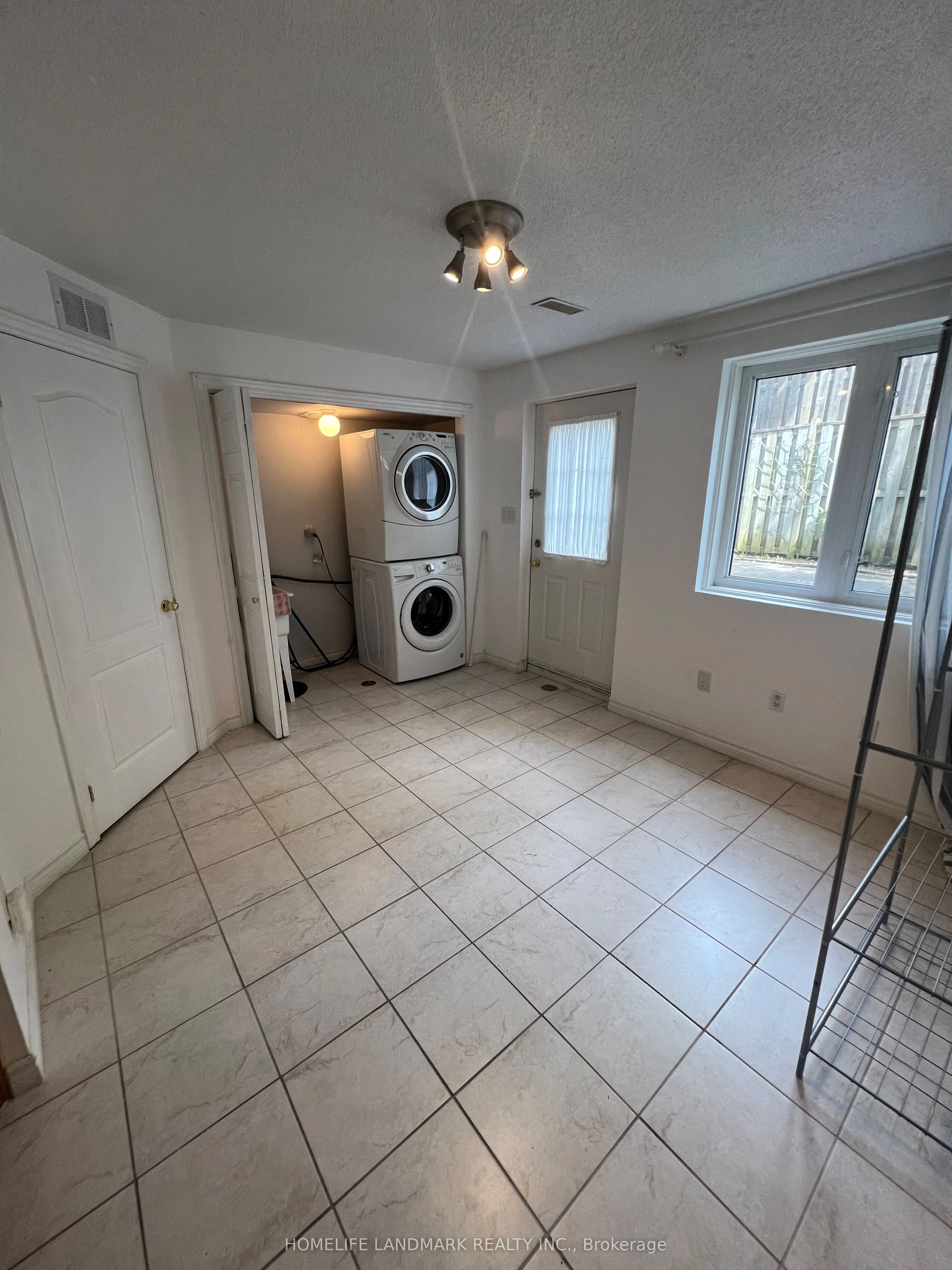 31 Rodeo Court
