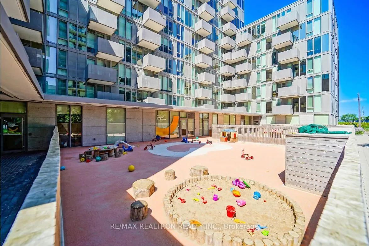 38 Monte Kwinter Court, #627
