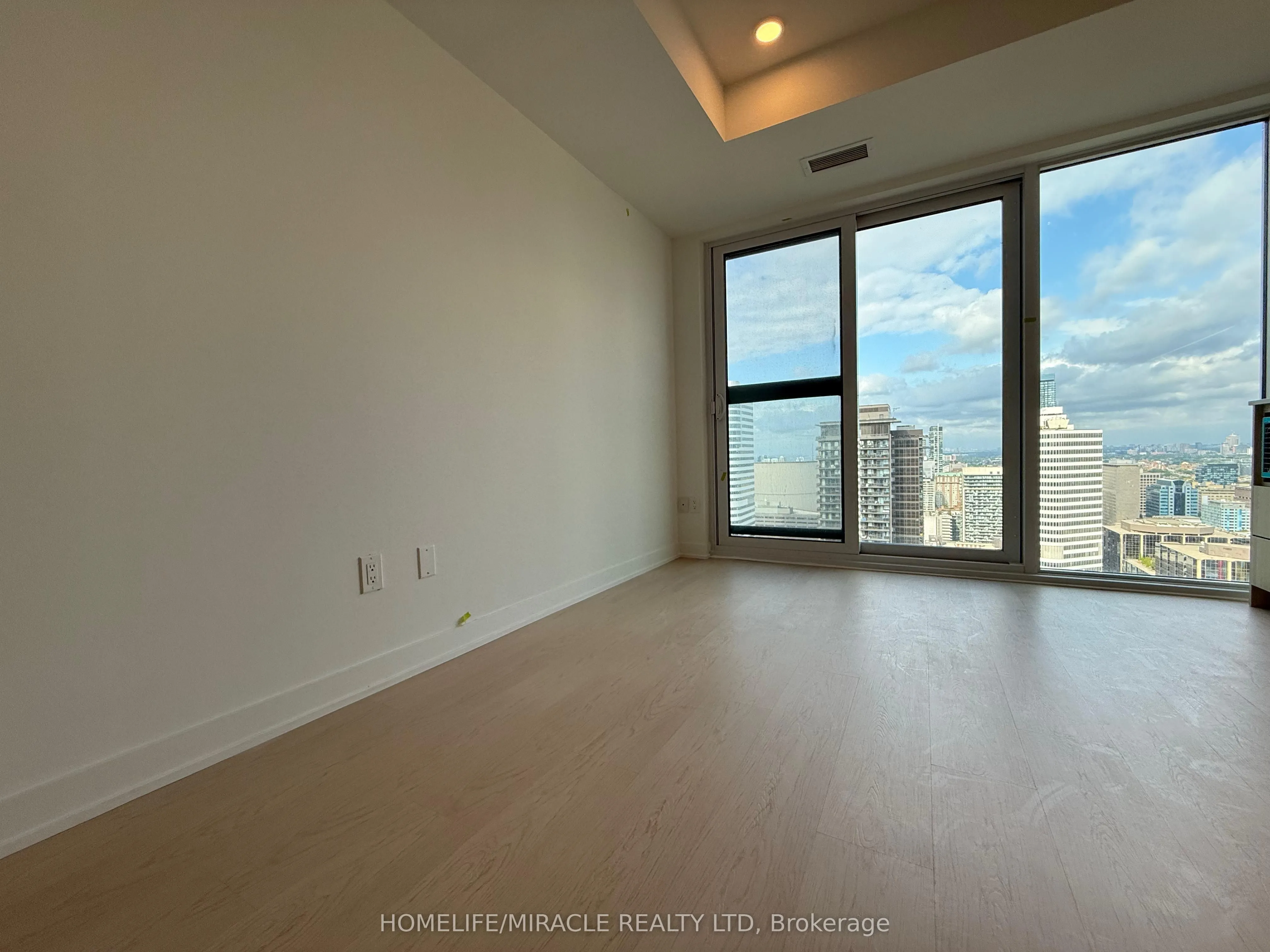252 Church Street, #4102