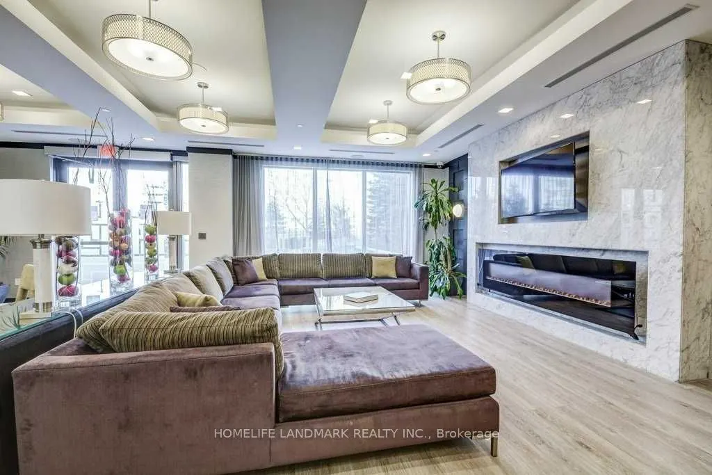 18 Graydon Hall Drive, ## 2505