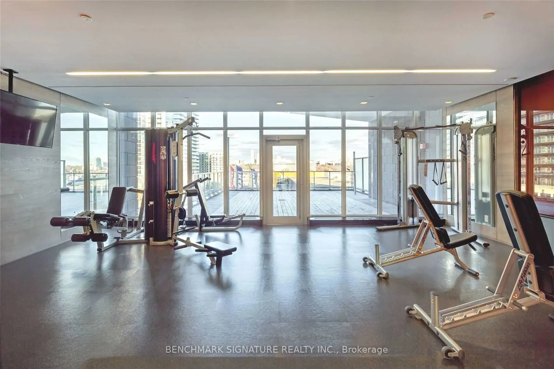 121 Mcmahon Drive, #1603