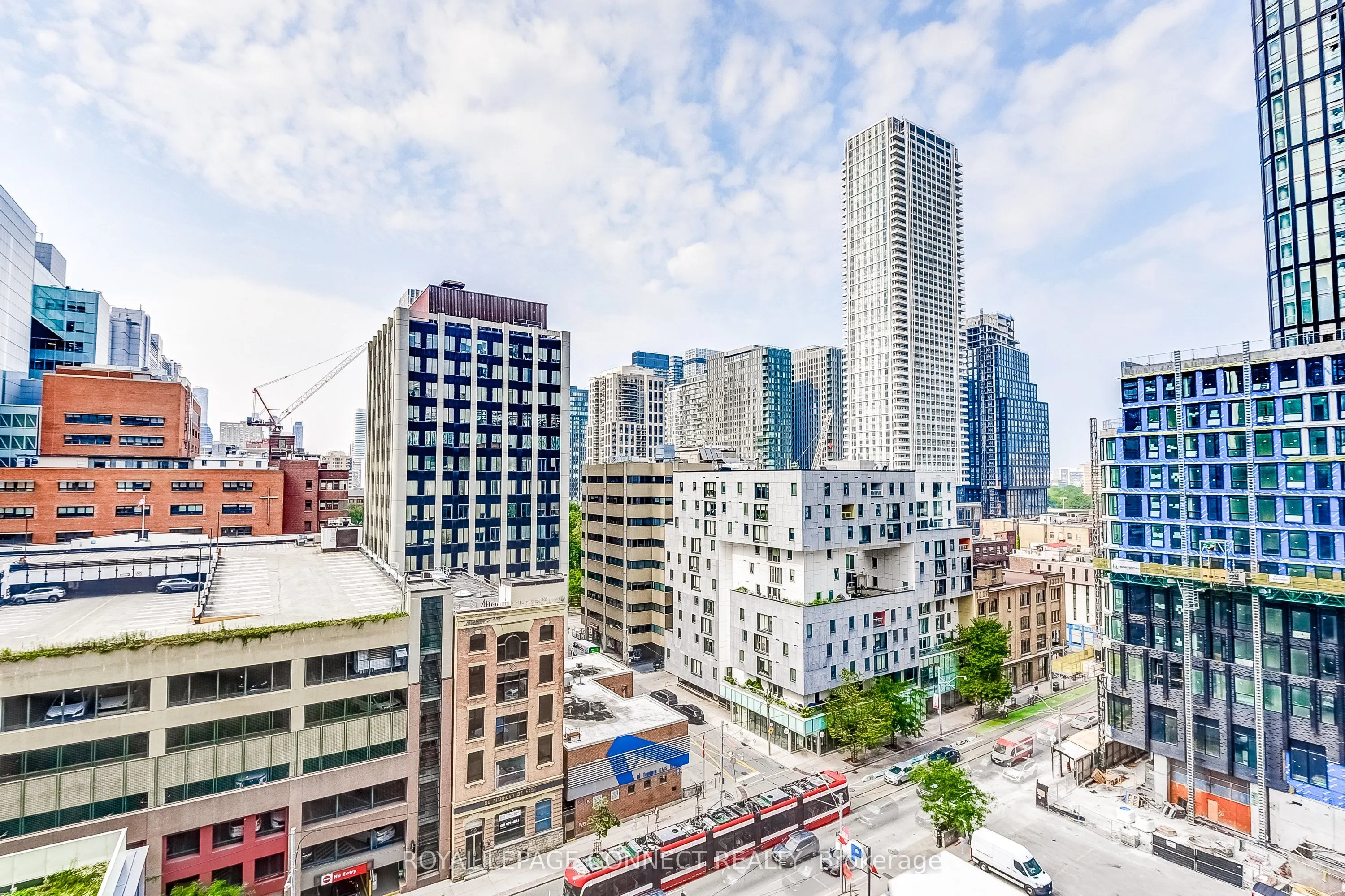 25 Richmond Street E, #902